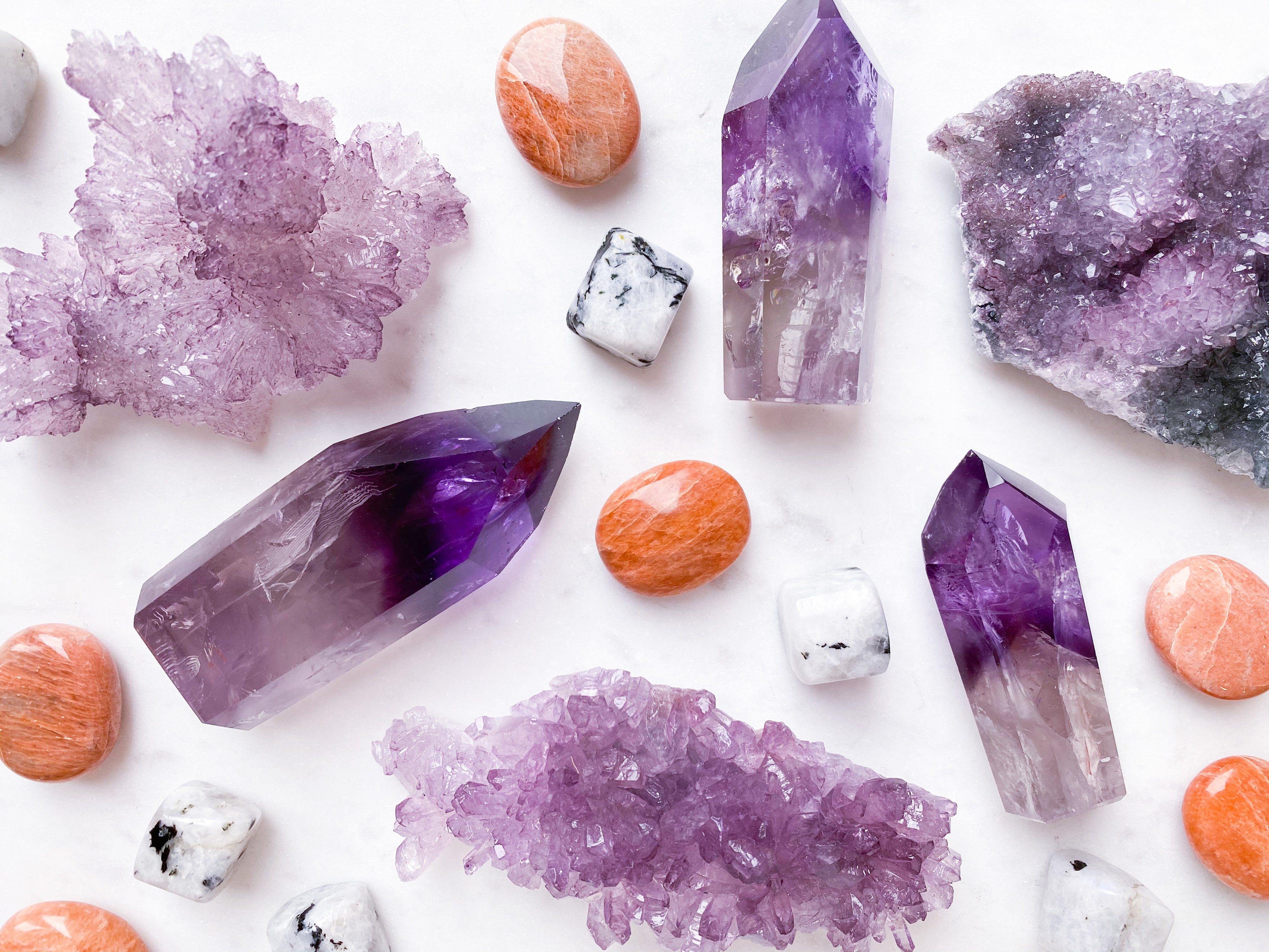 Sådan Vælger Du Dine Krystaller + Self Love Krystal Guide ✶