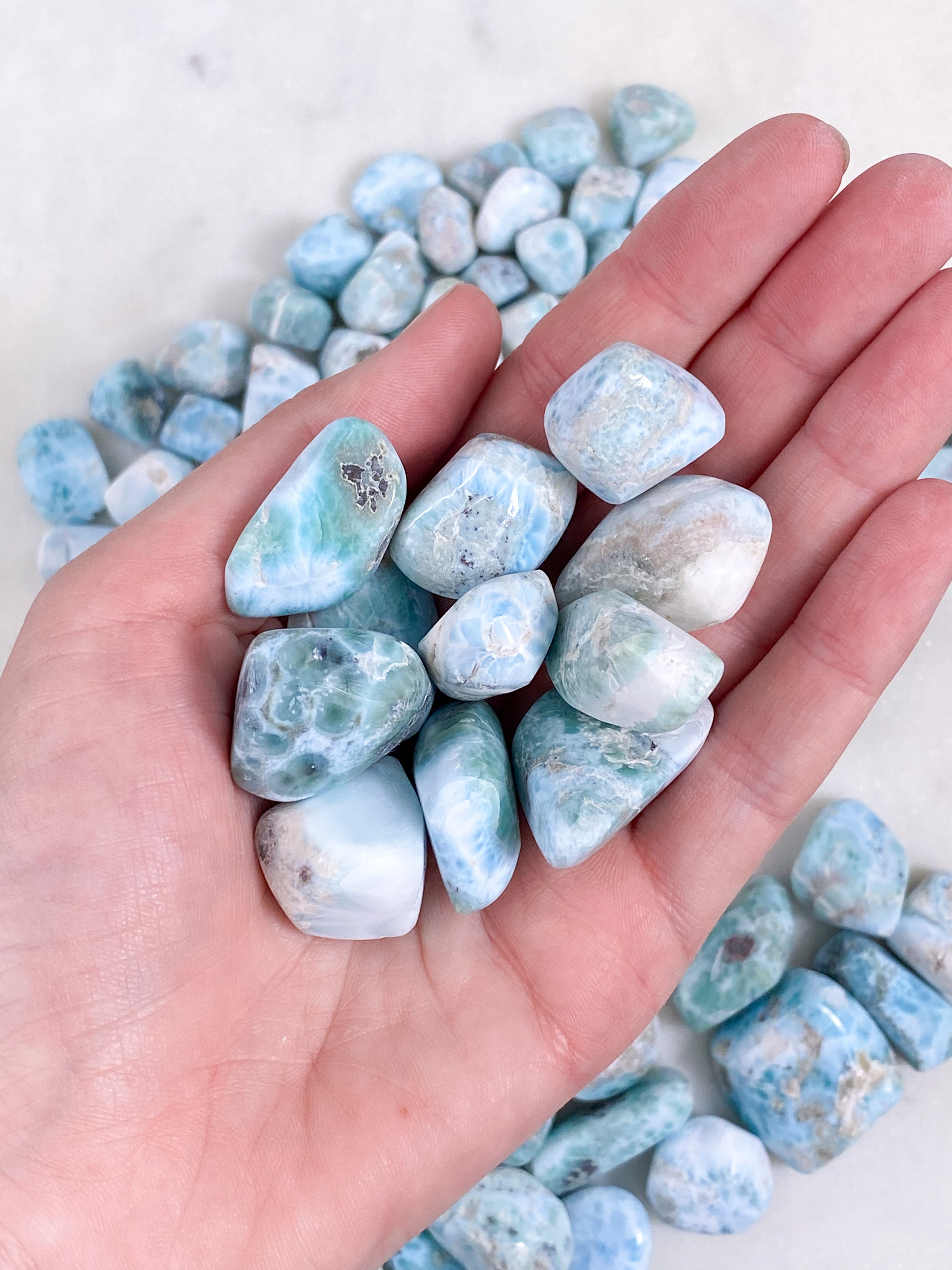Outlet - Larimar Poleret