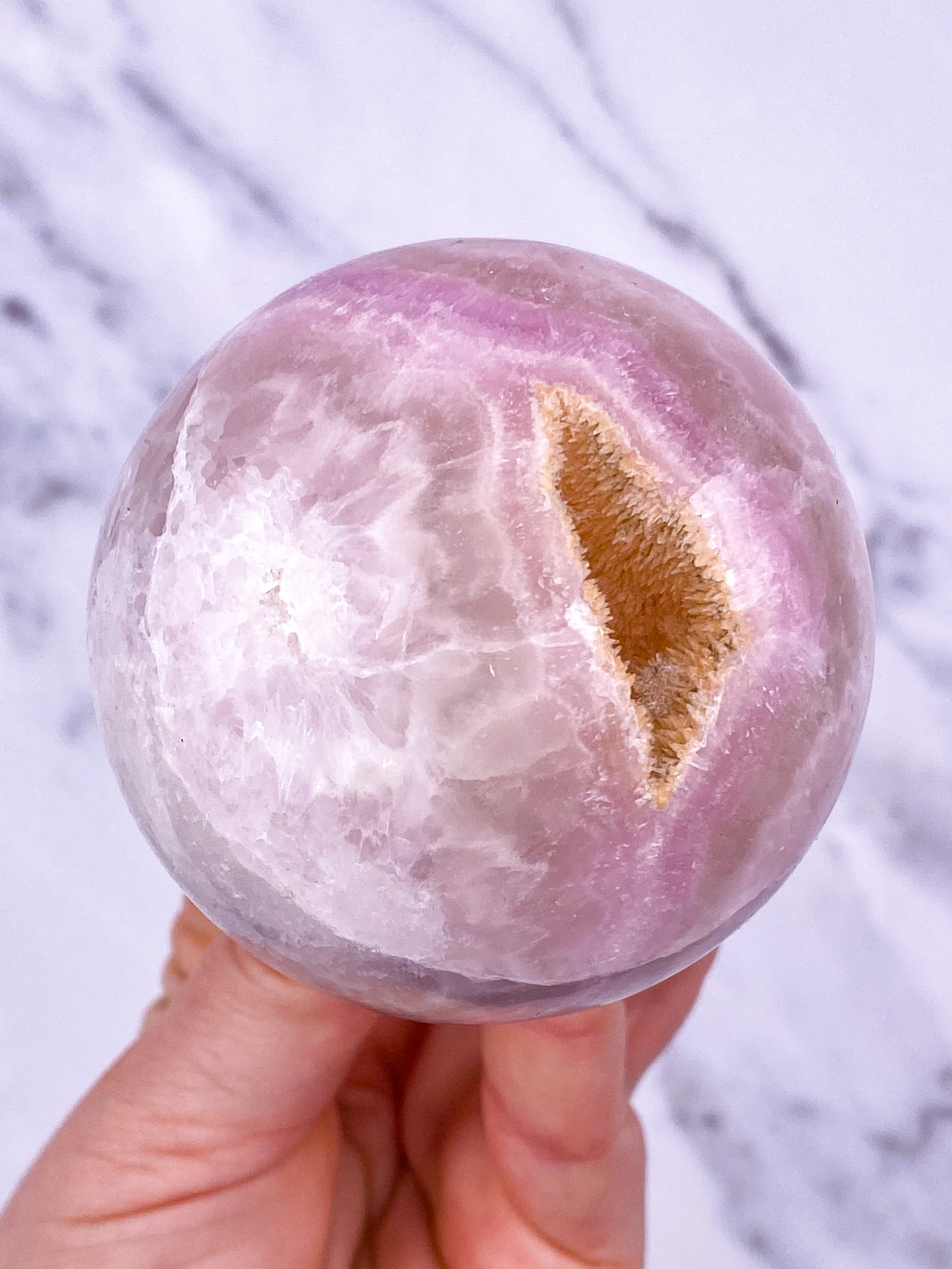 Pink Calcit Kugle (Nr. 5)