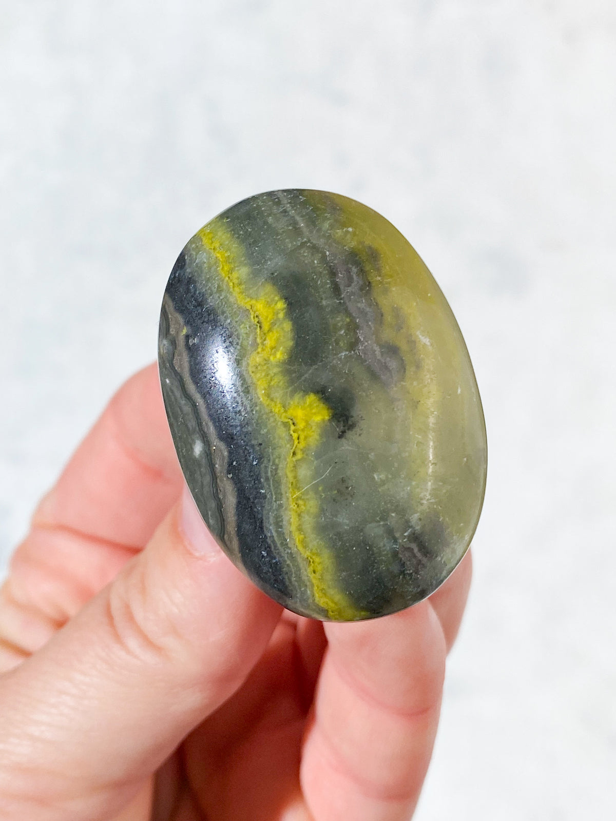 Bumble Bee Calcit Palmstone (Nr. 19)