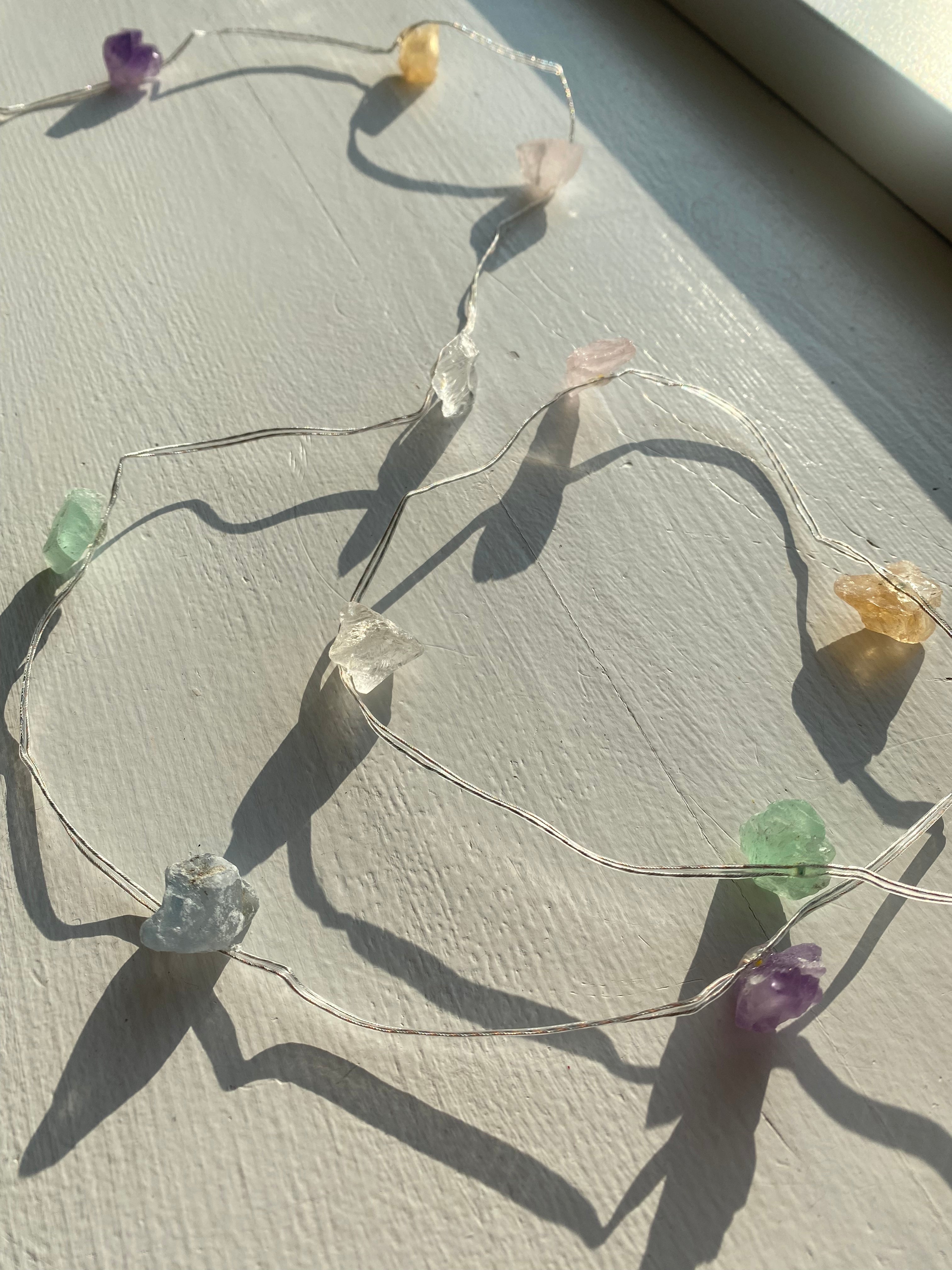 Regnbågsfärgade LED-kristallljusslingor