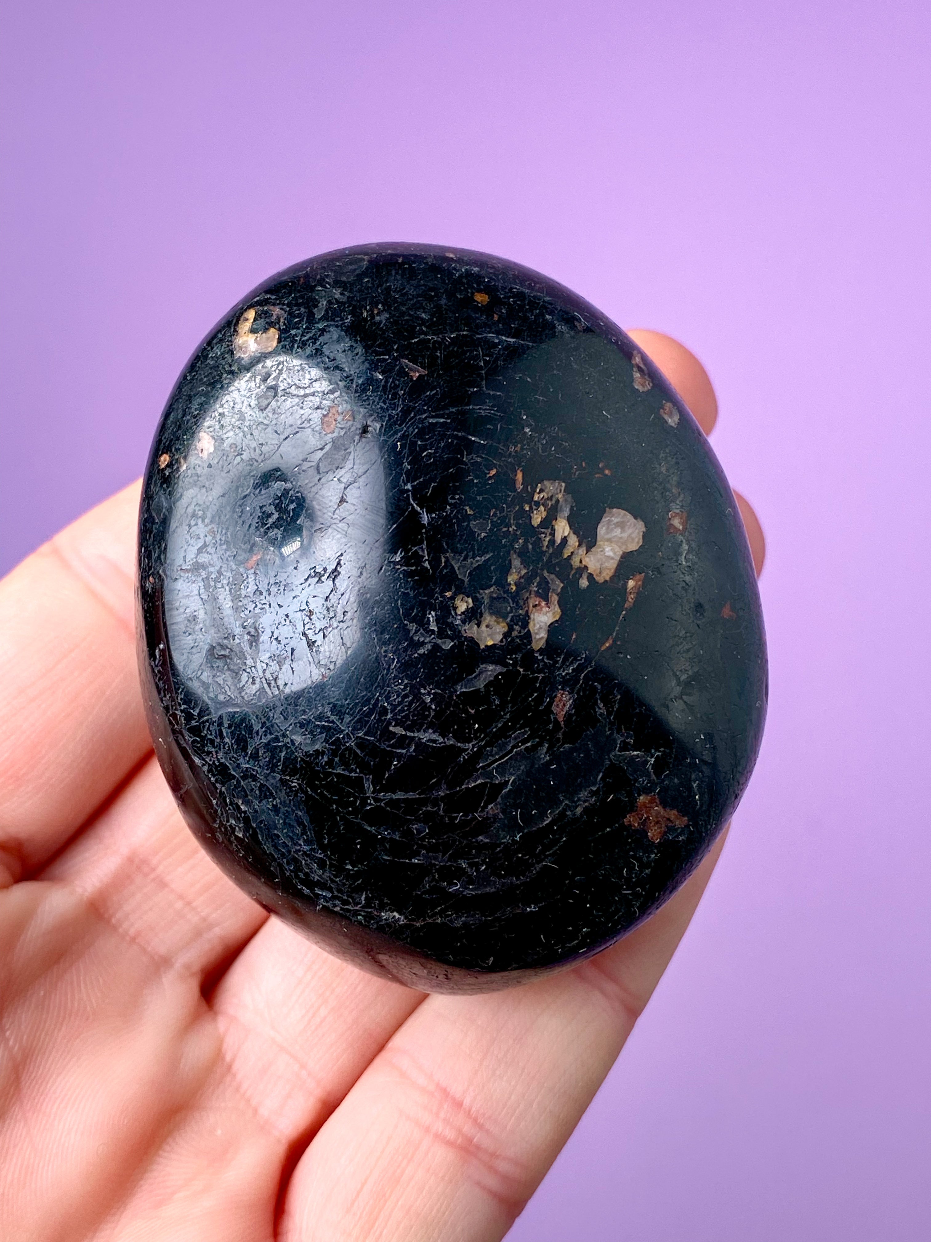 Sort Turmalin Palmstone (Nr. 7)