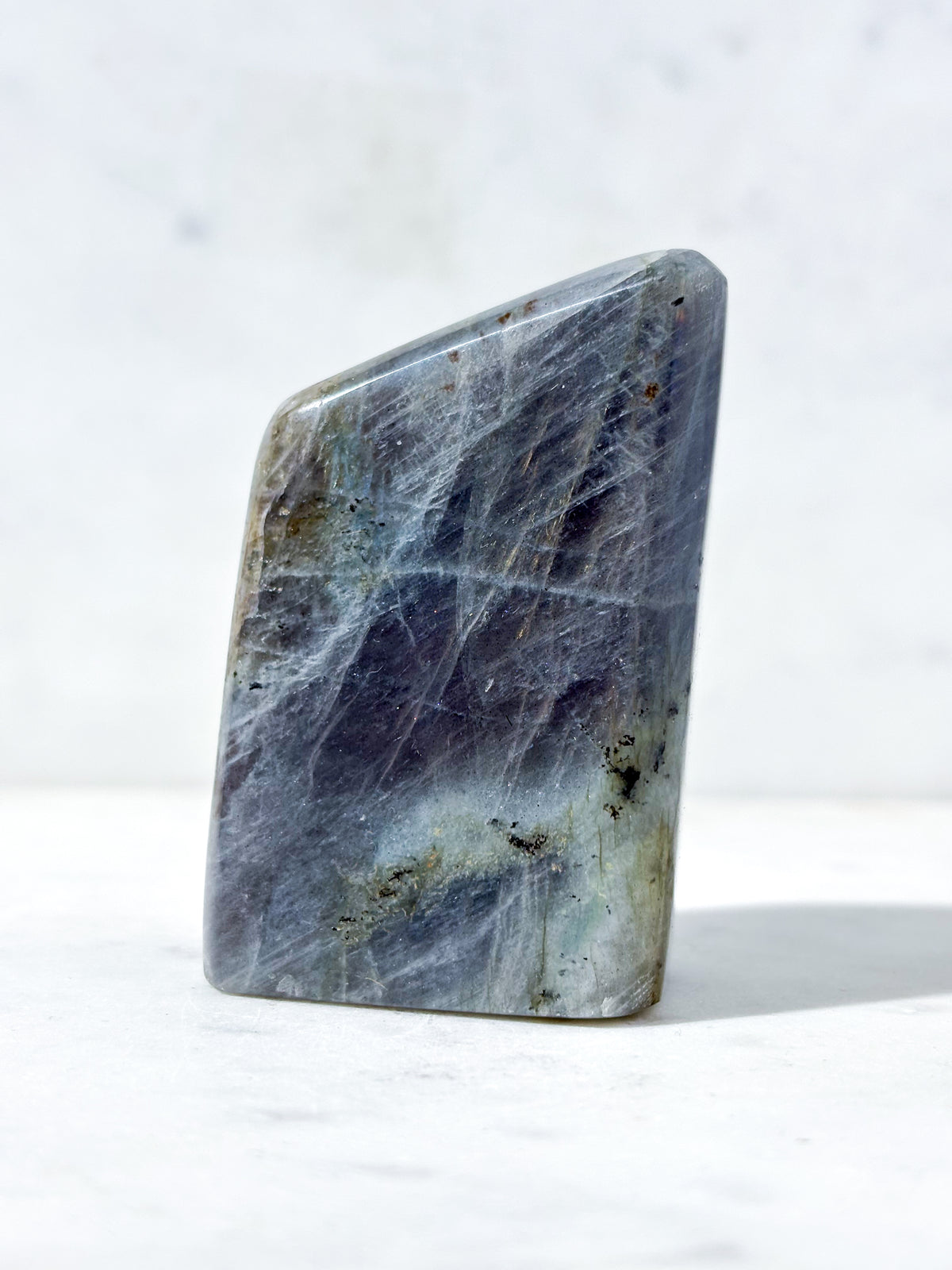 Lilla Labradorit Freeform (Nr. 38)