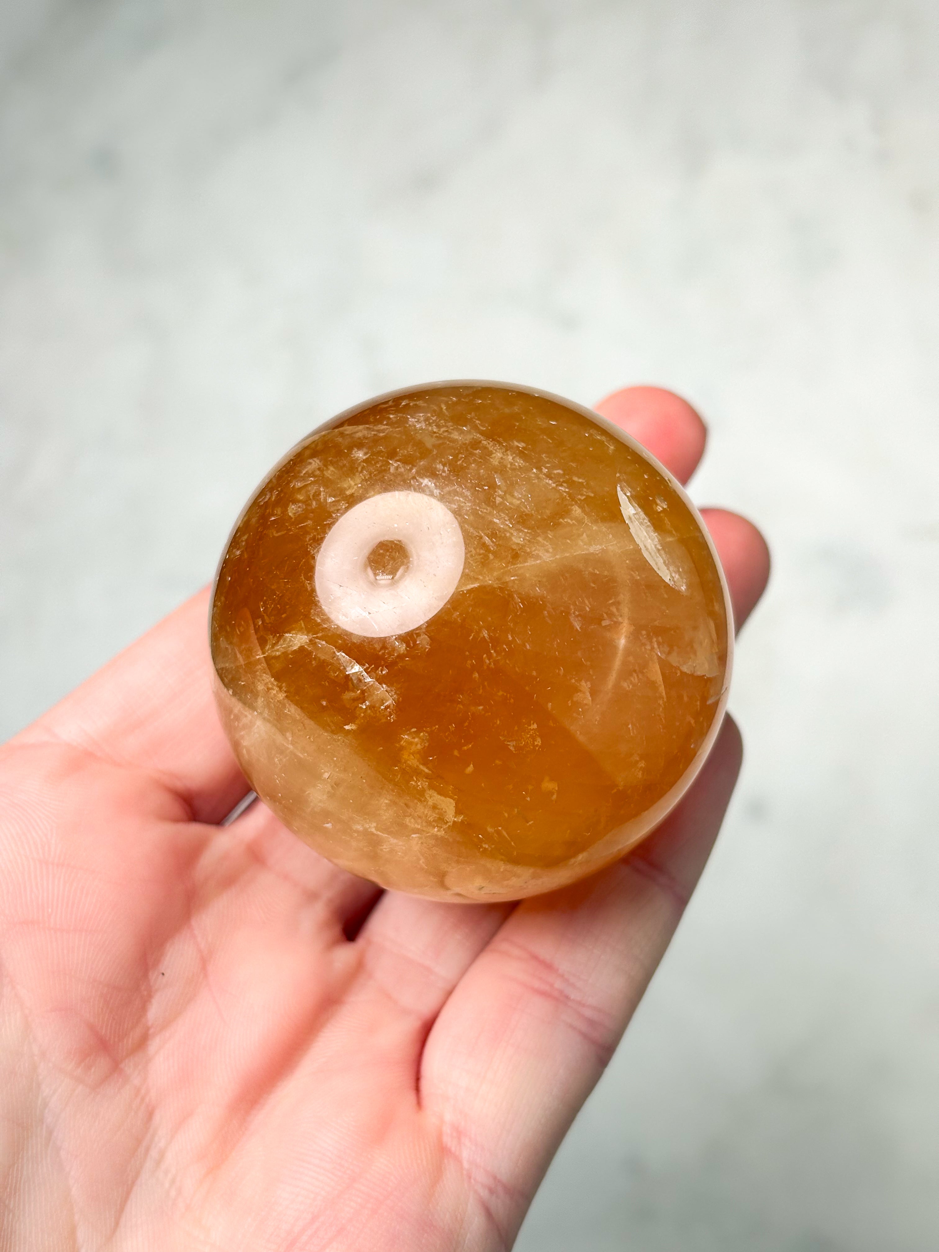 Optisk honungskalkcitkula (nr 6)