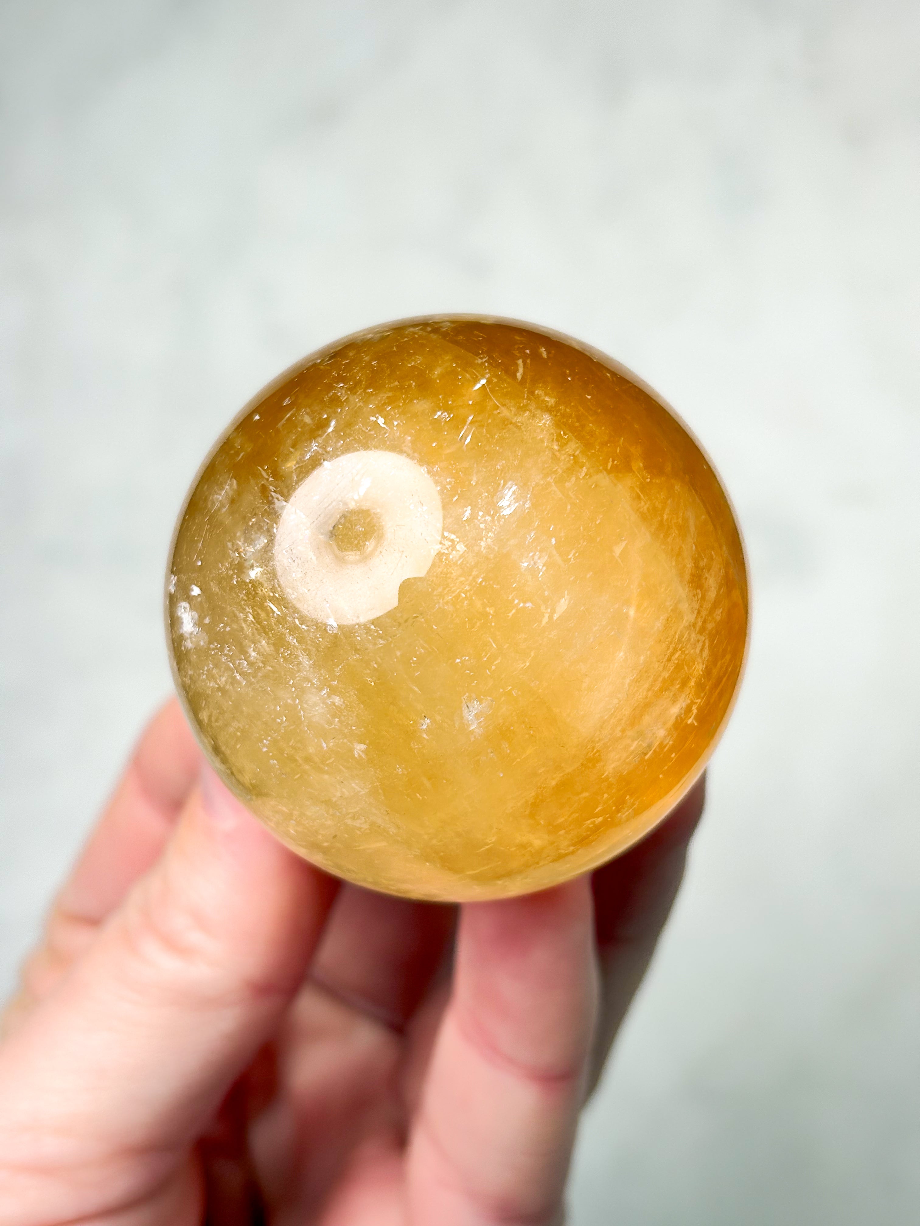 Optisk Honning Calcit Kugle (Nr. 7)