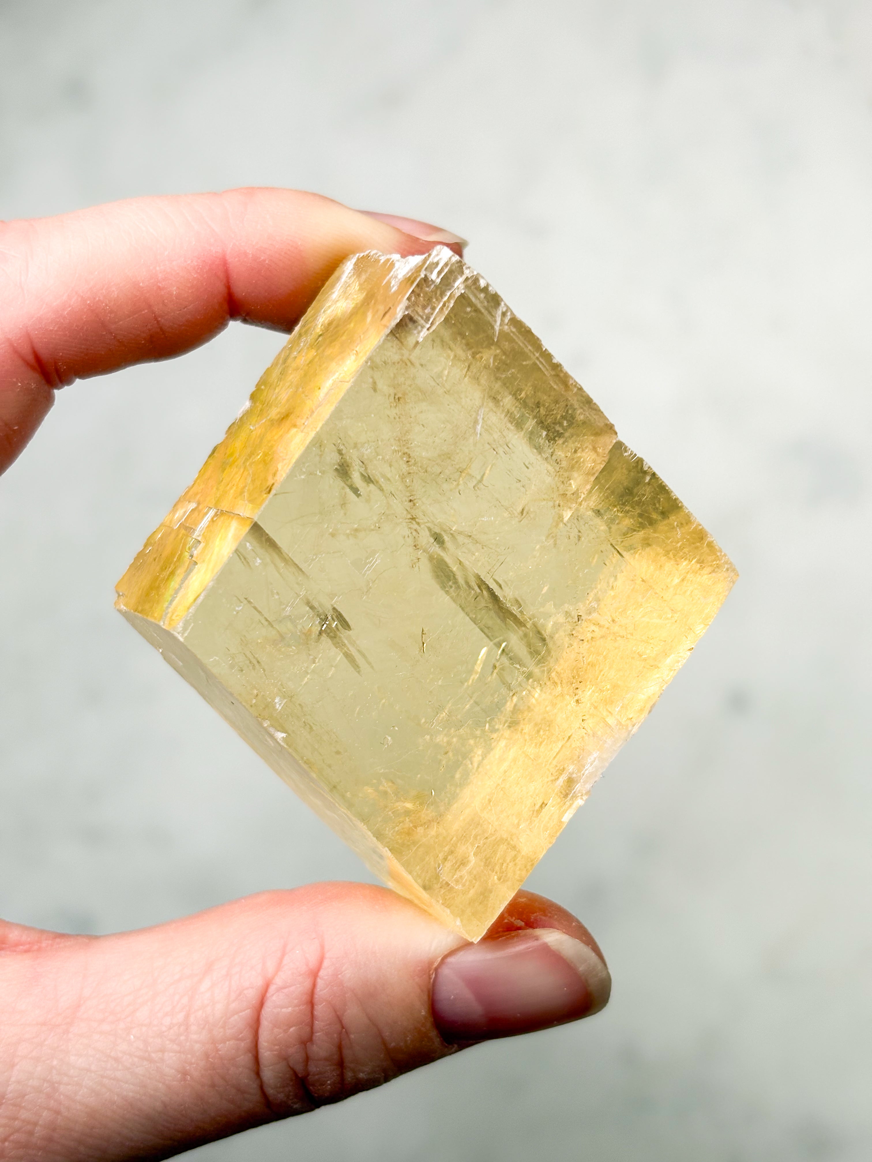 Optisk Honning Calcit Rå (Nr. 19)