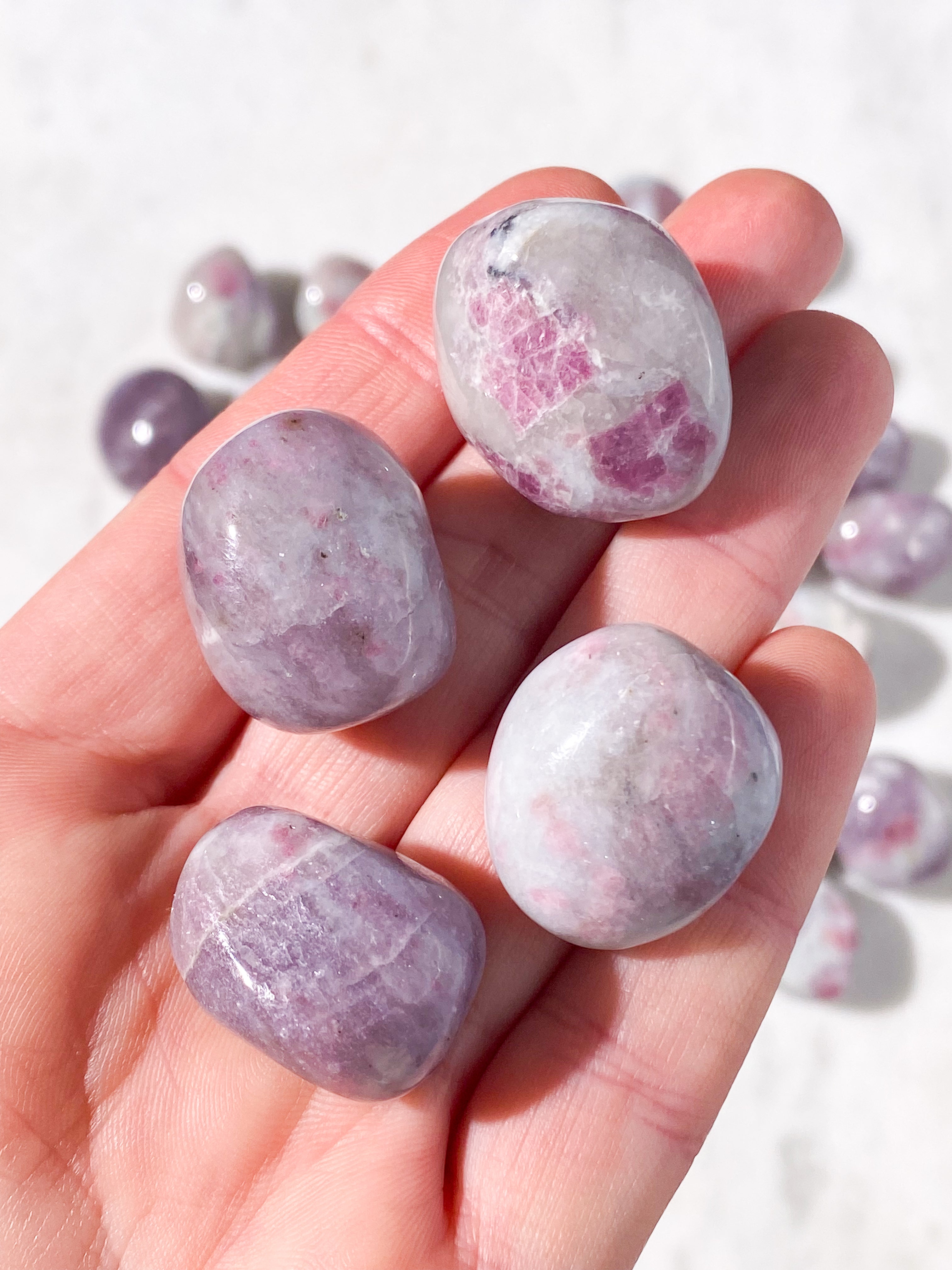 Rubellit (rosa turmalin) ficksten