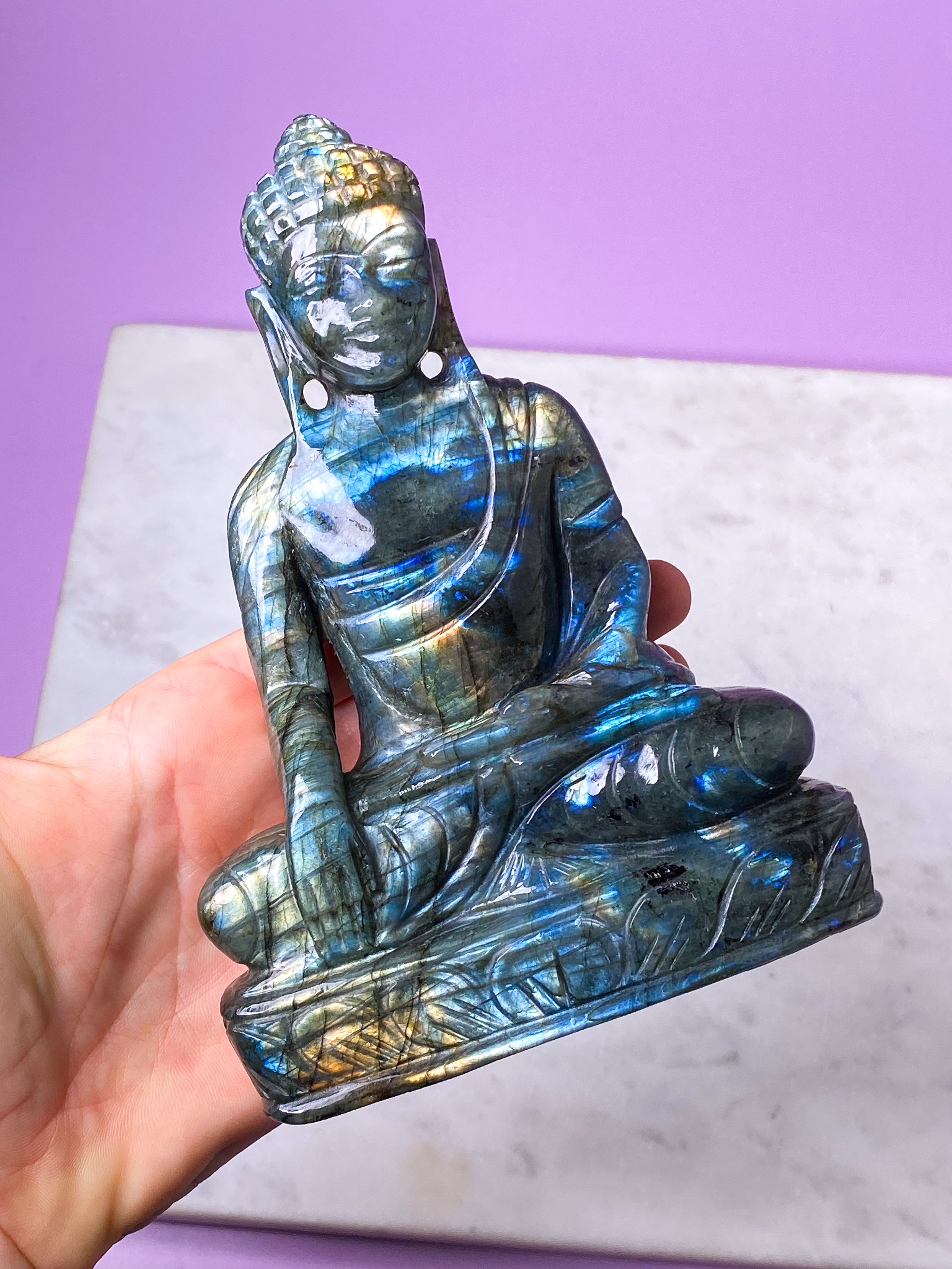 Labradorit Buddha (Nr. 1)