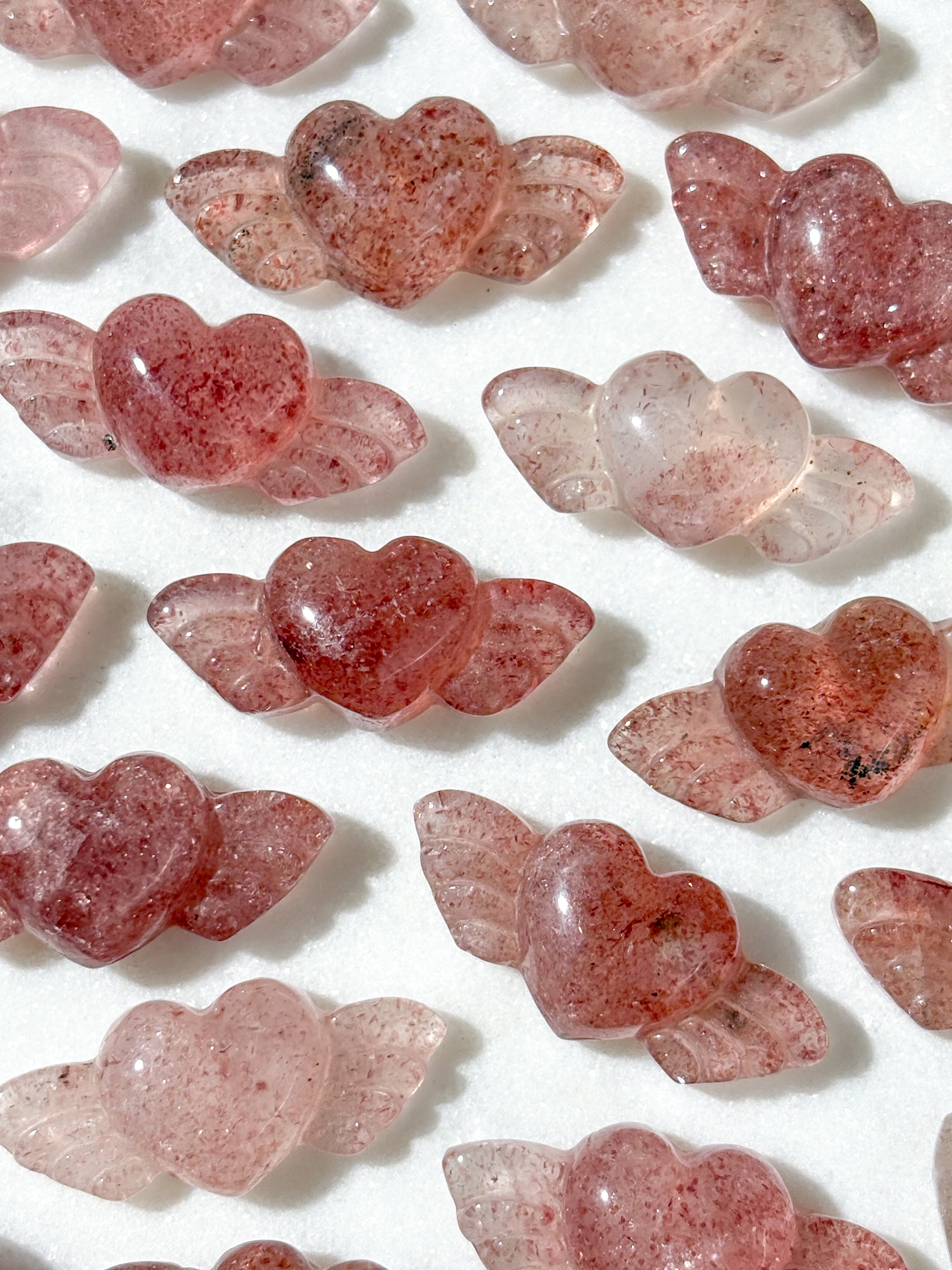 Jordbærkvarts Hjerte Med Vinger