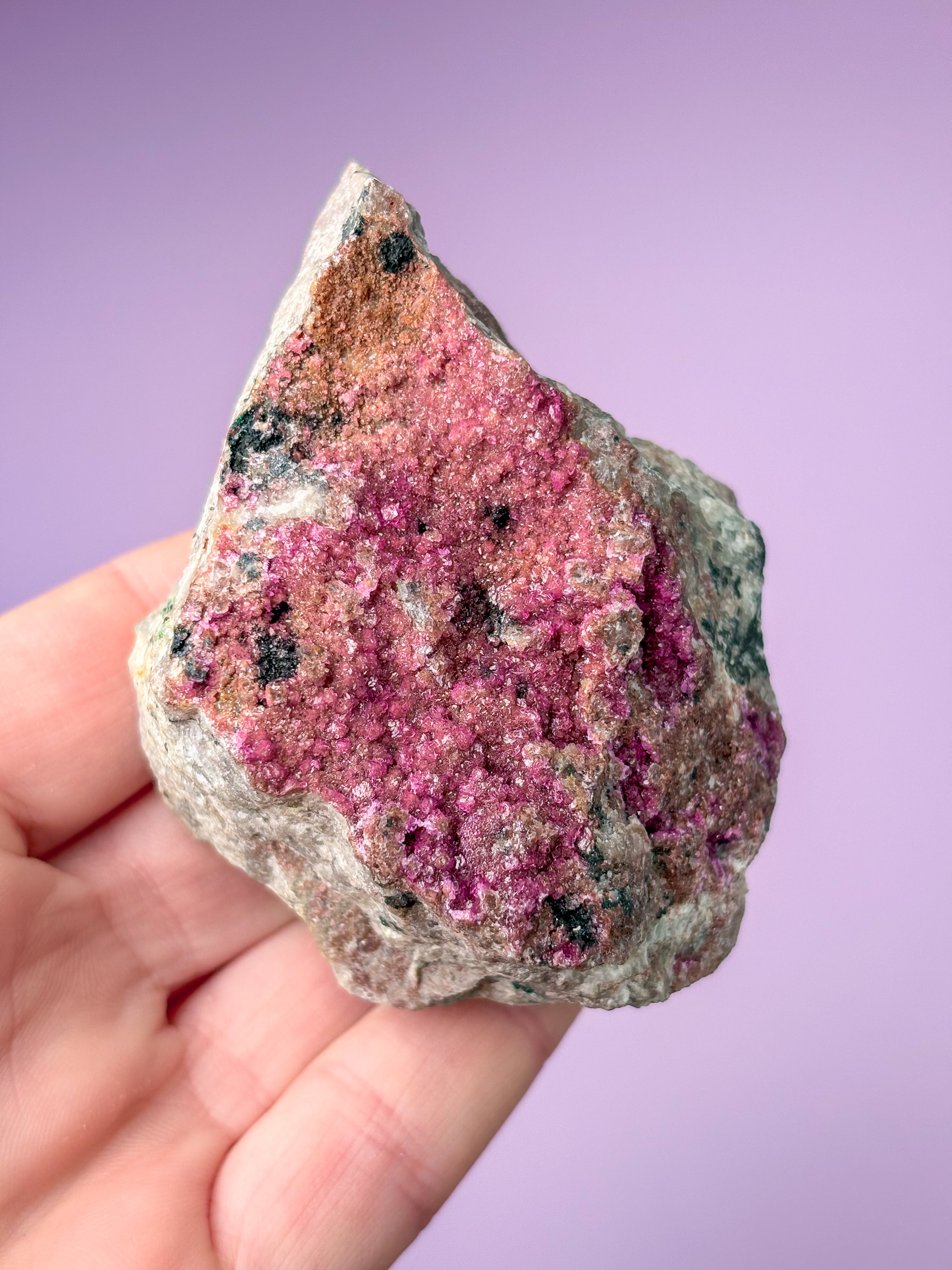 Kobaltkalcit rå (nr 11)