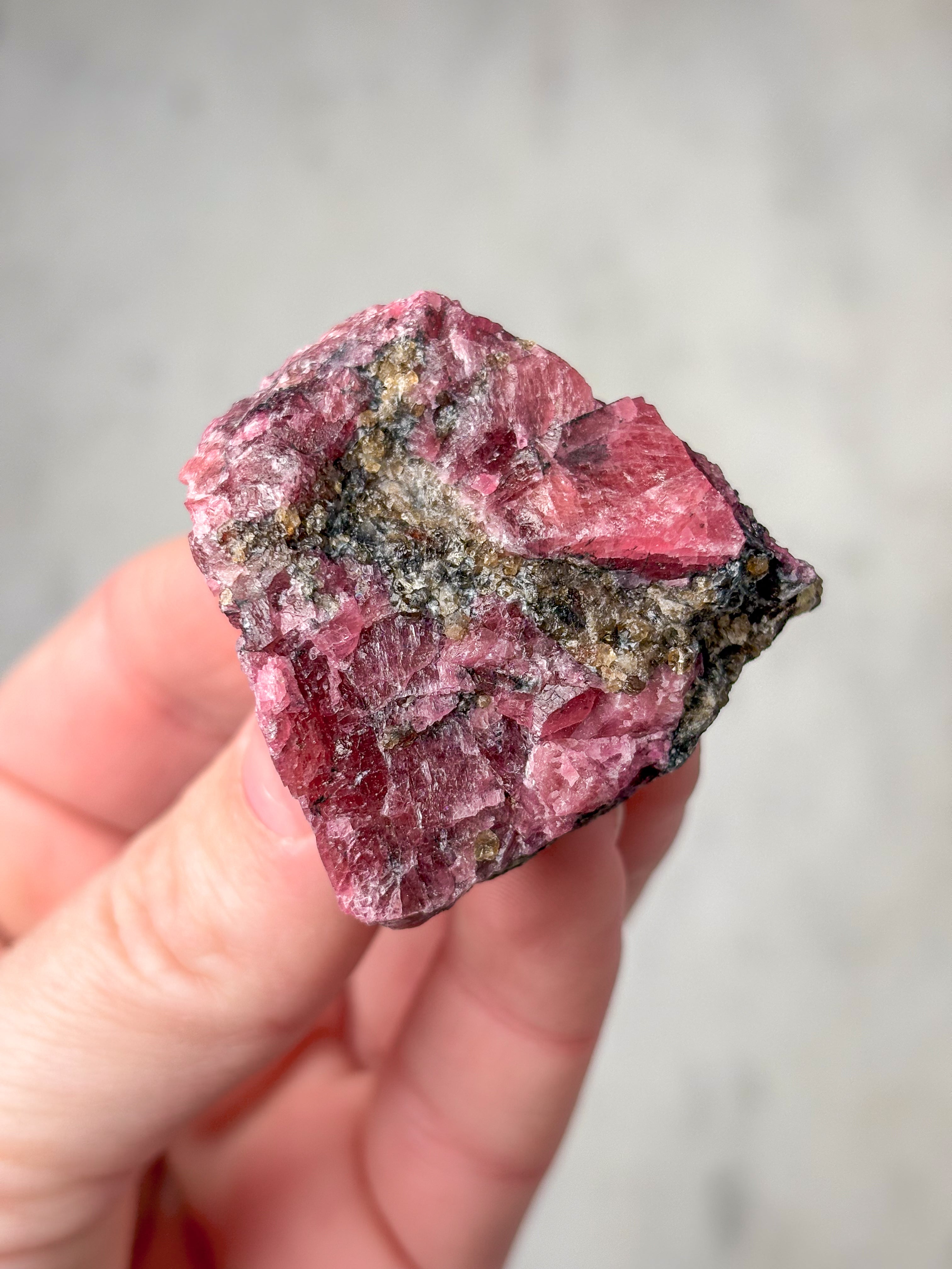 Gemmy Rhodonit (Nr. 2)