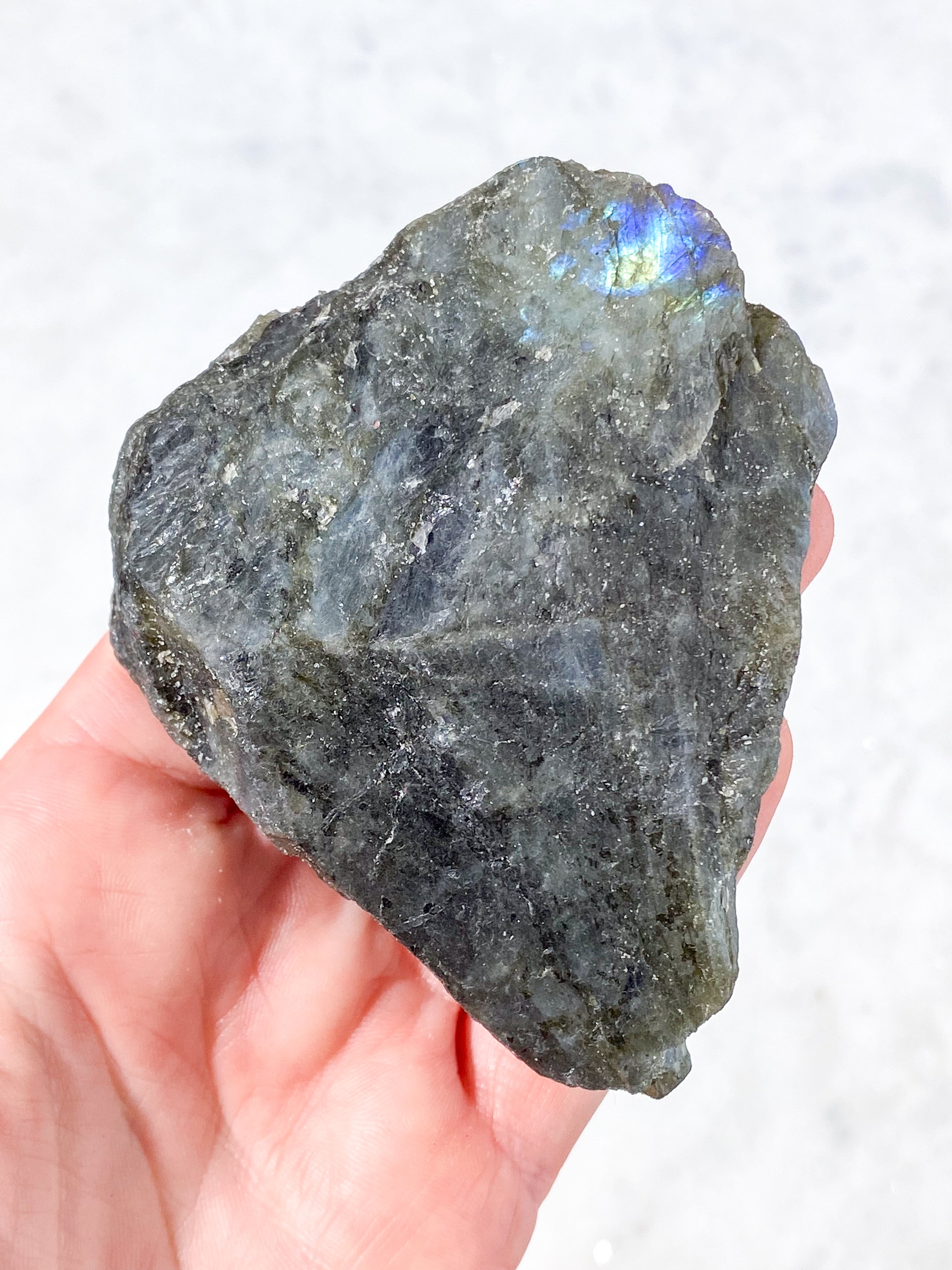 Labradorit Rå (Nr. 3)