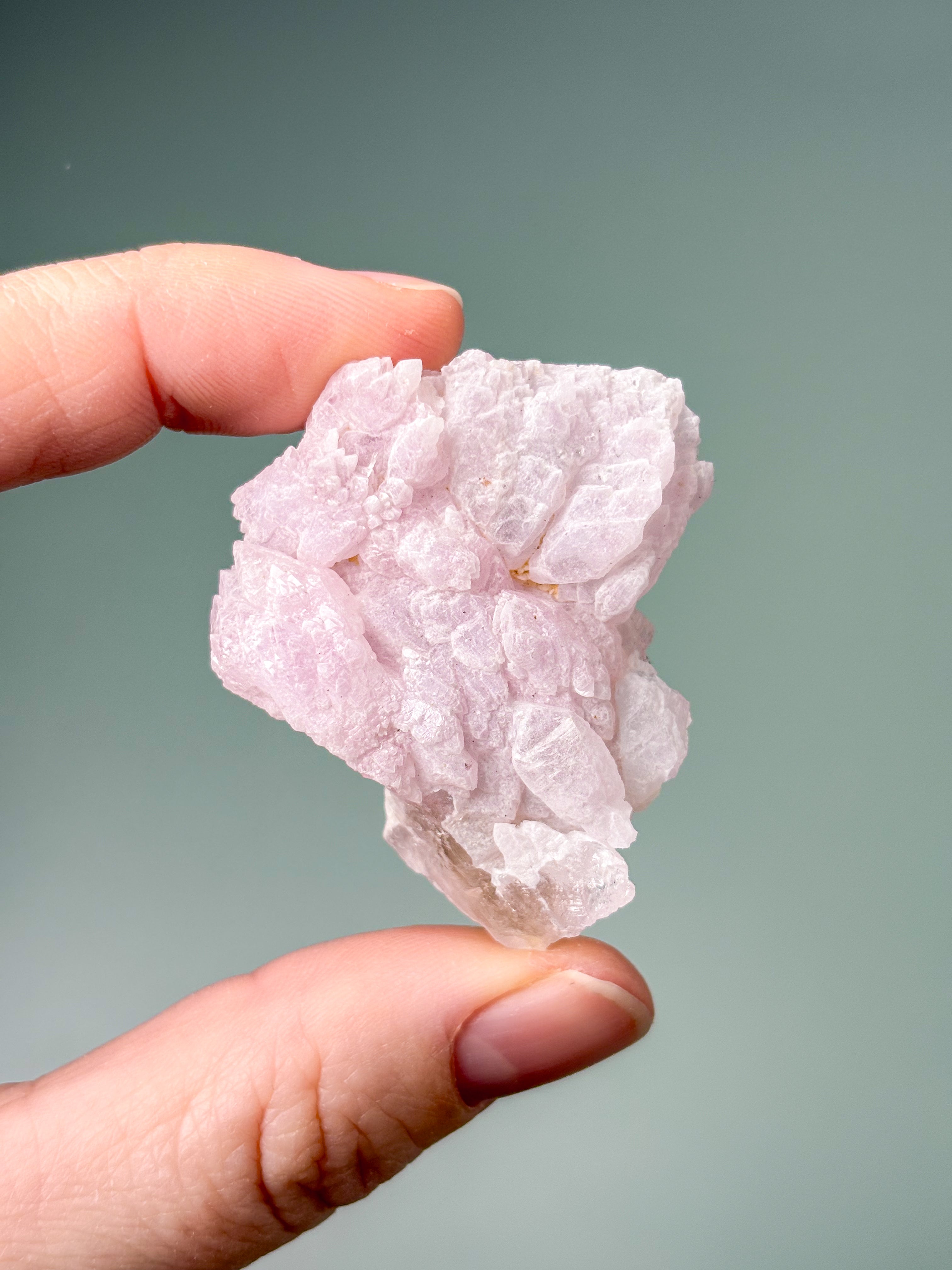 Krystalliseret Rosakvarts Eksklusiv Kvalitet (Nr. 3)