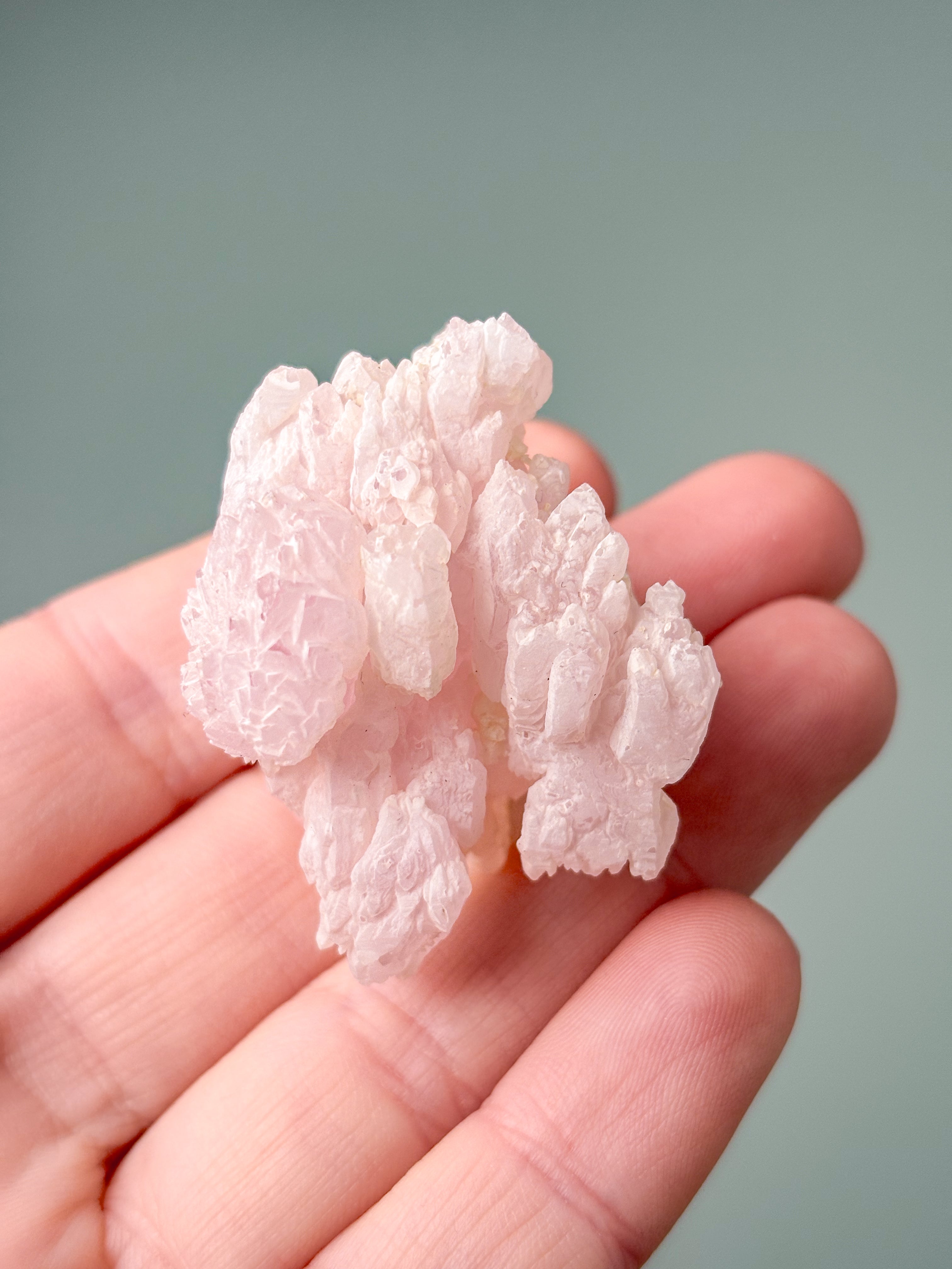 Krystalliseret Rosakvarts Eksklusiv Kvalitet (Nr. 7)