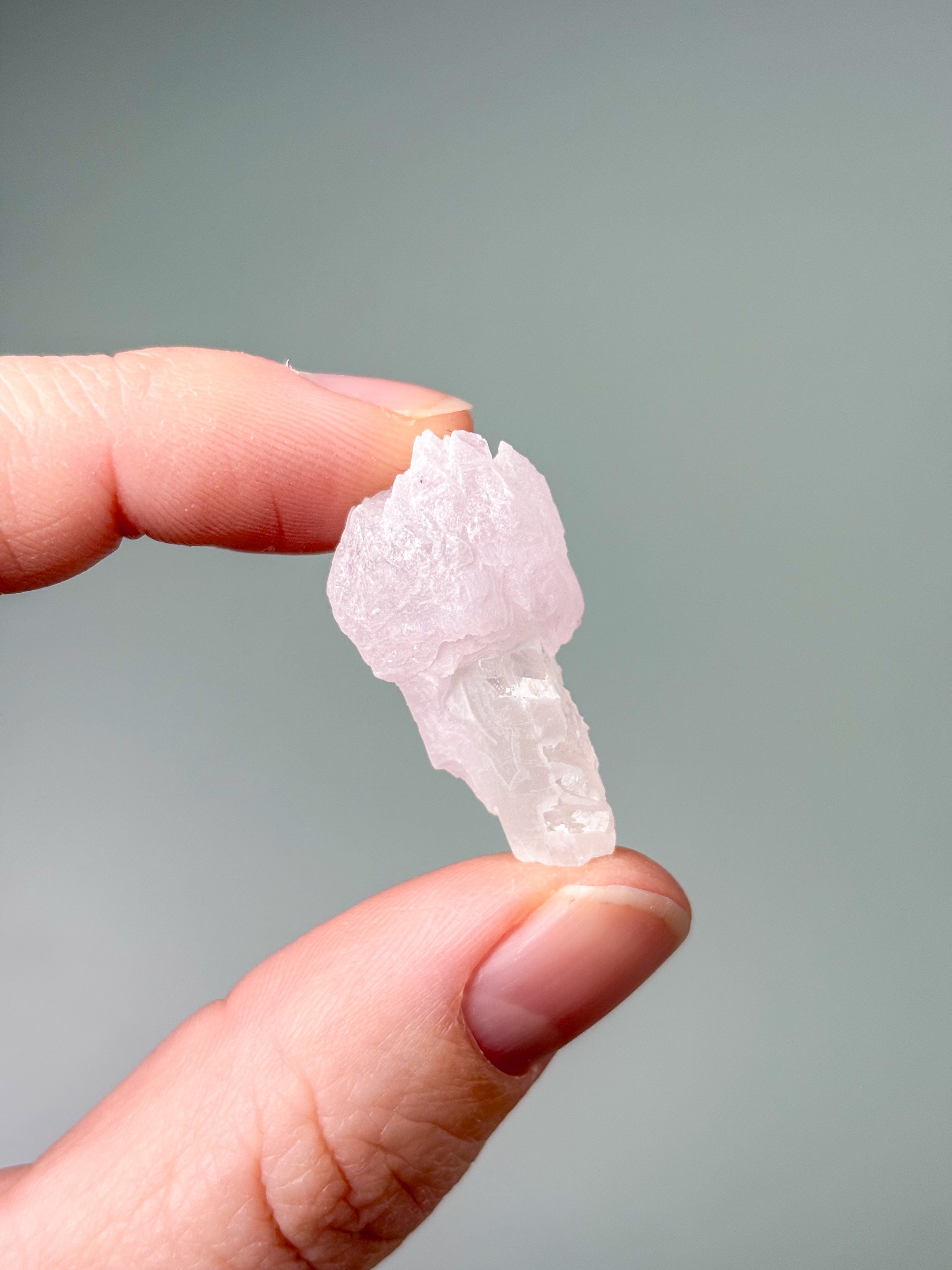 Krystalliseret Rosakvarts Eksklusiv Kvalitet (Nr. 9)