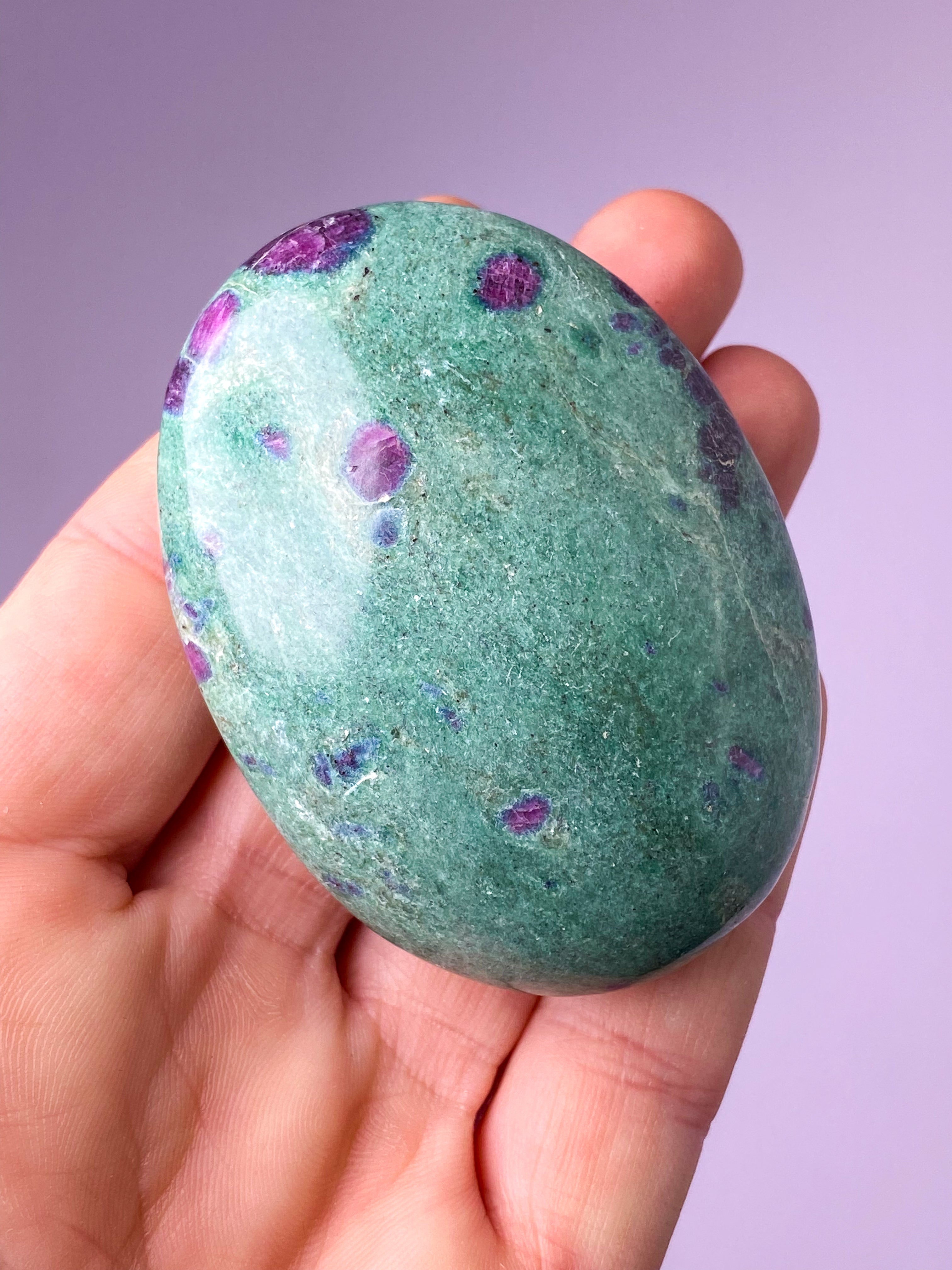 Rubin Fuchsit Palmstone (Nr. 11)