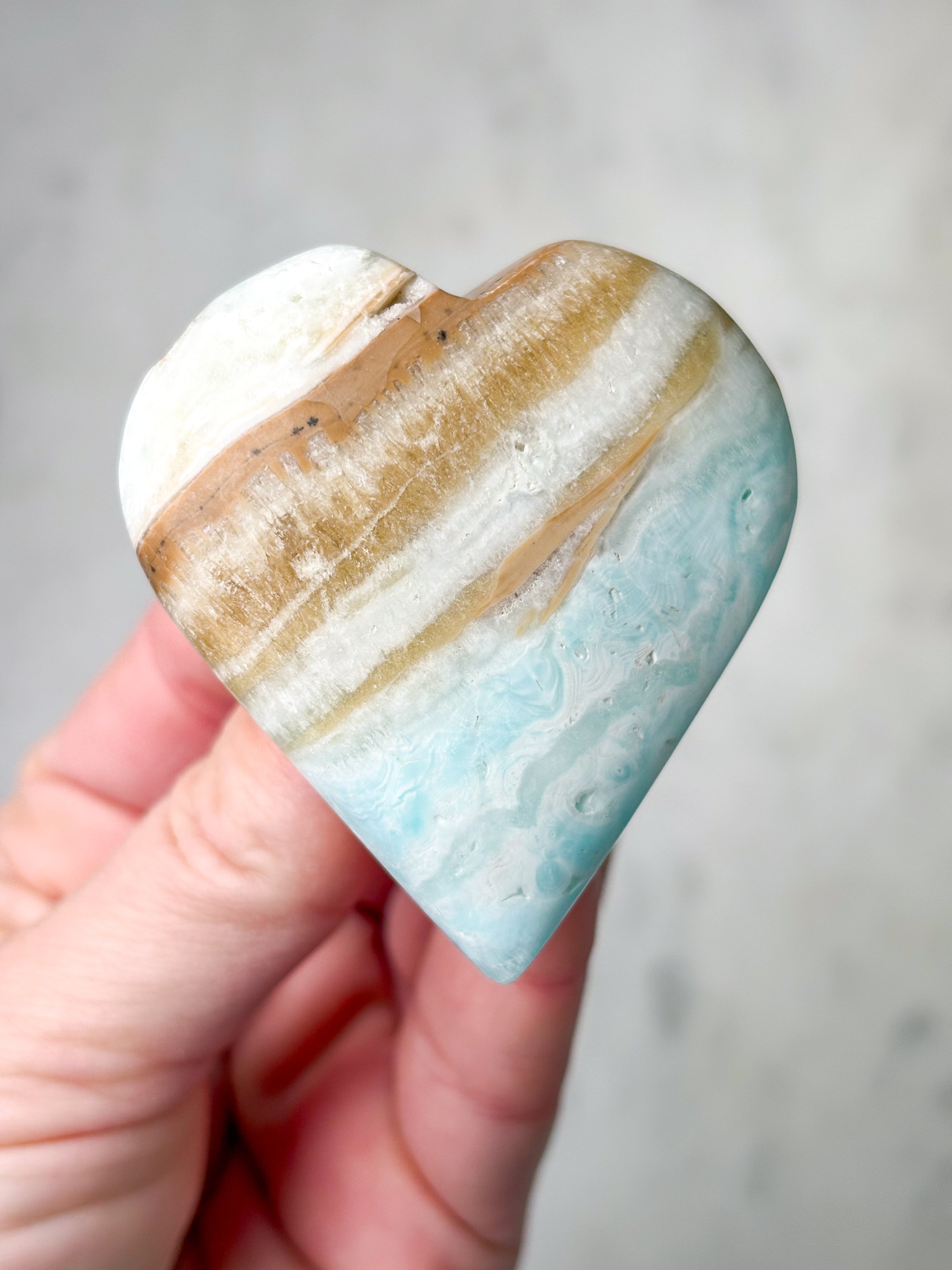 Caribisk Calcit Hjerte (Nr. 3)