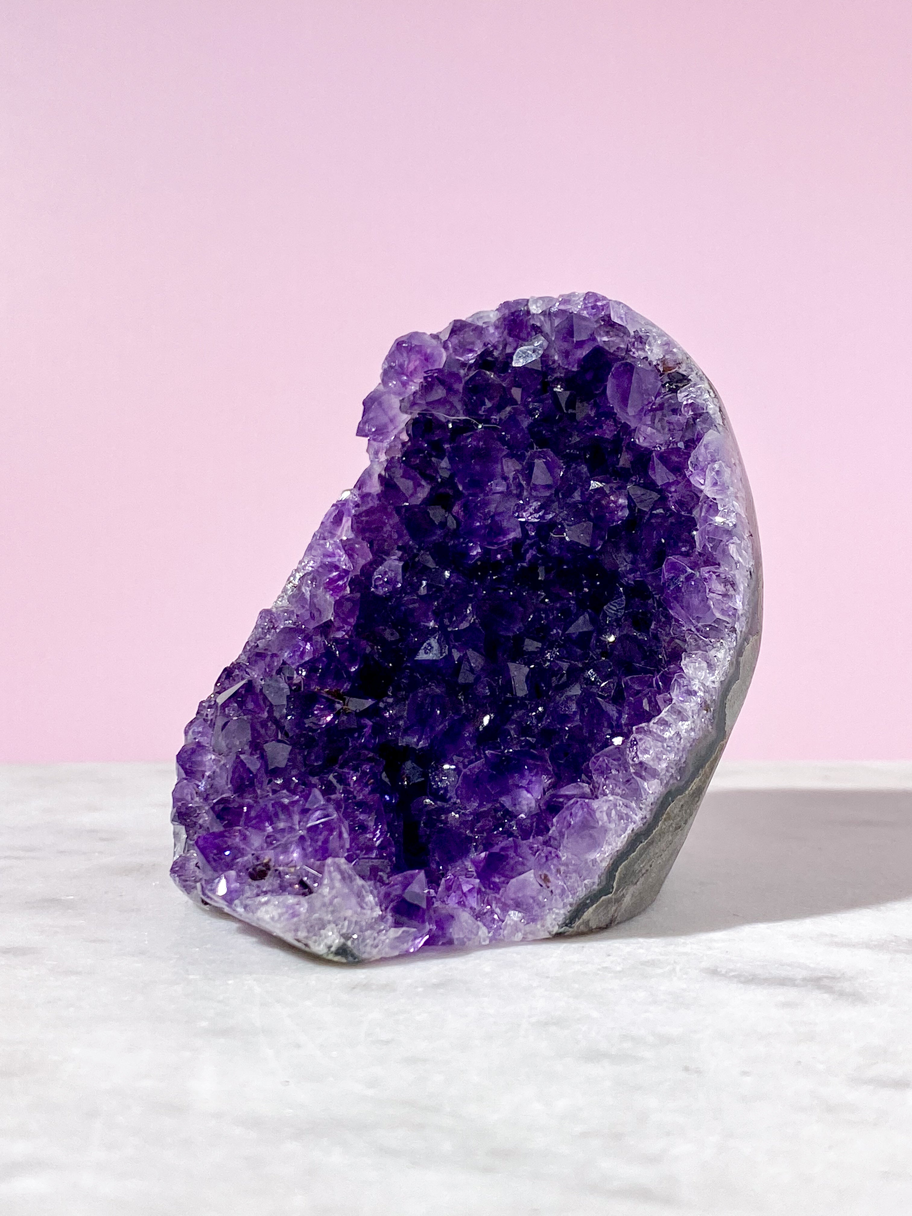 Stående Ametyst Klynge (Nr. 5) Eksklusiv Kvalitet