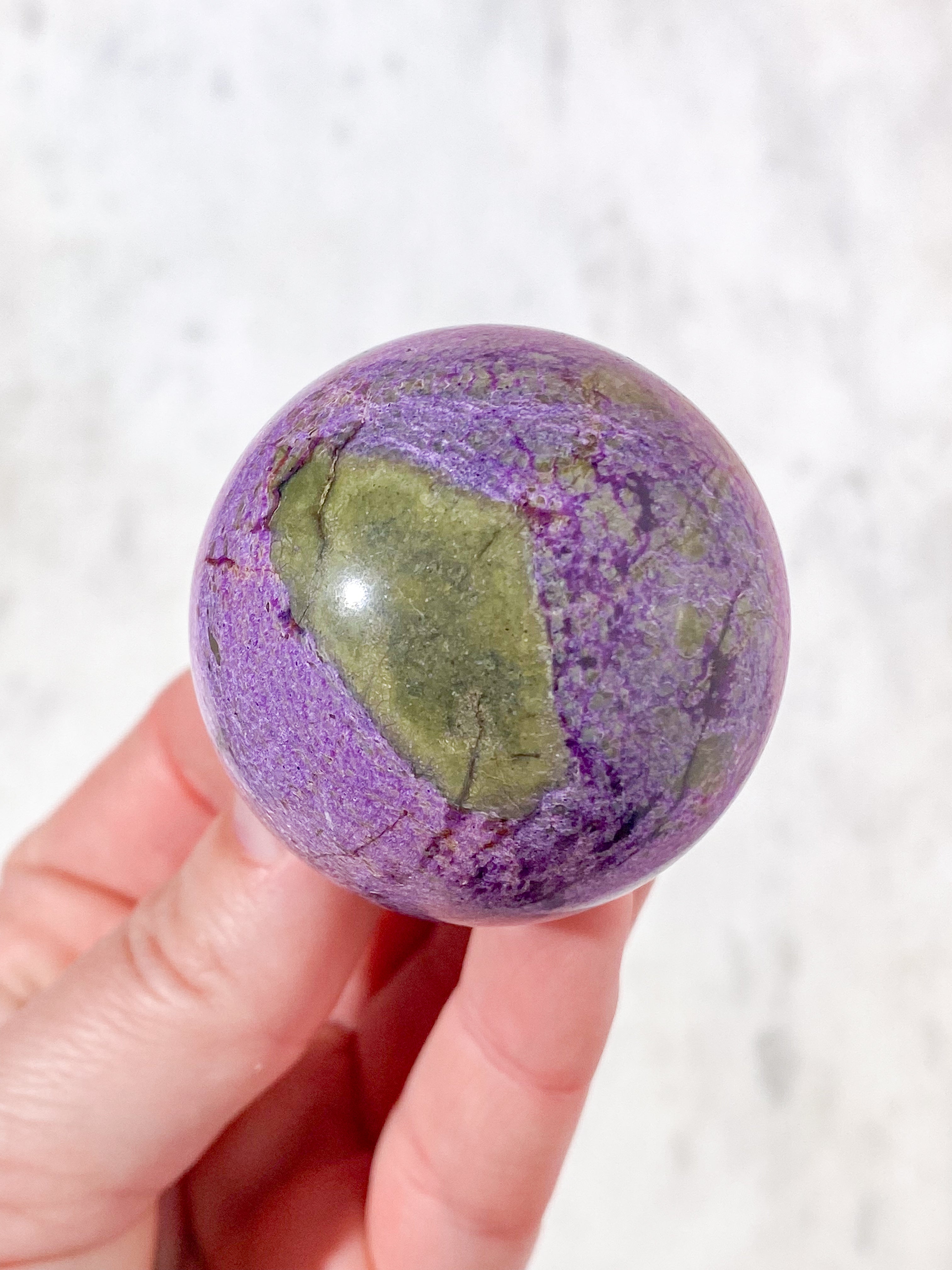 Stichtit Kugle (Nr. 6)