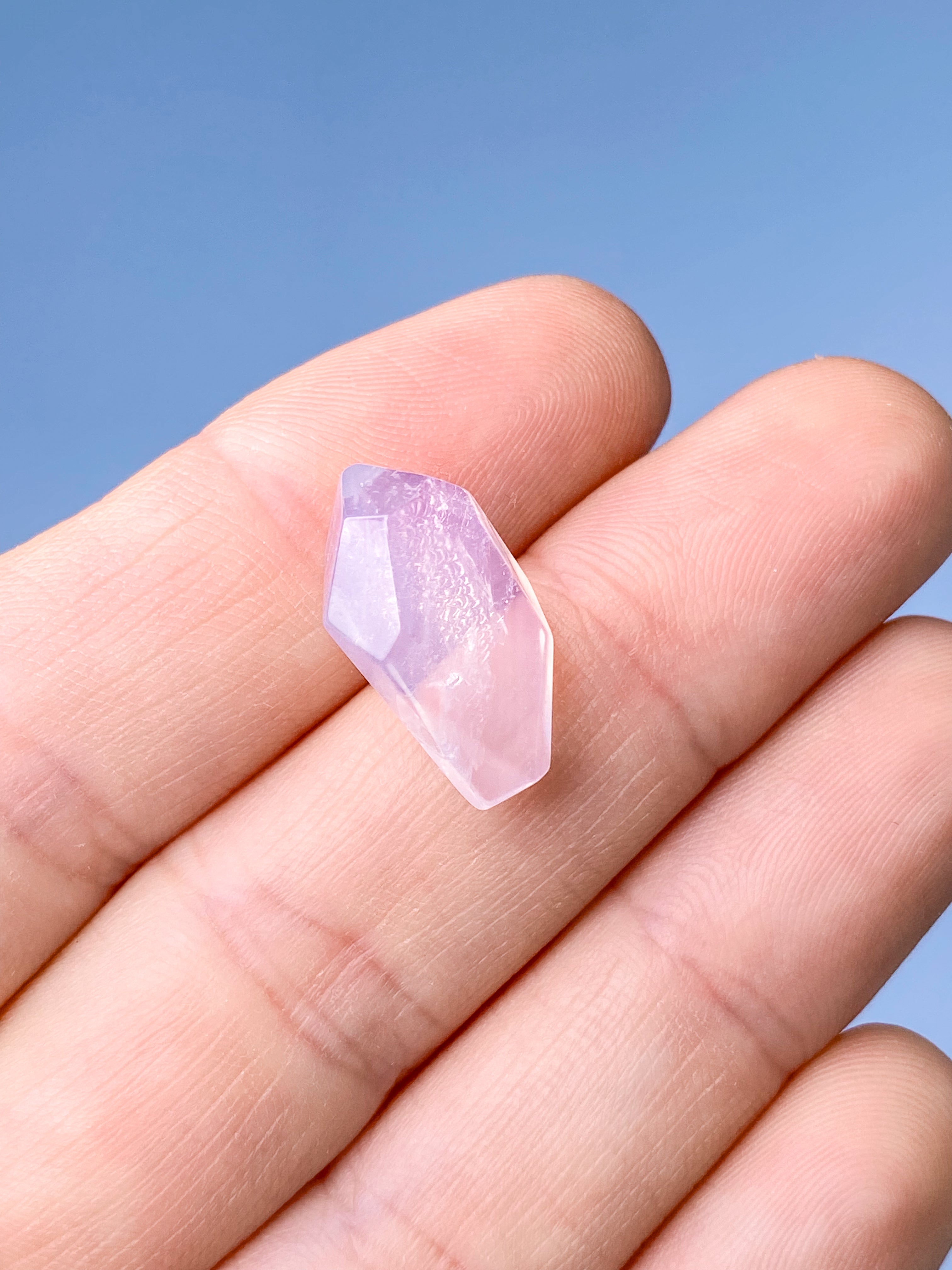 Lavender Moon Quartz Facet (Nr. 2)