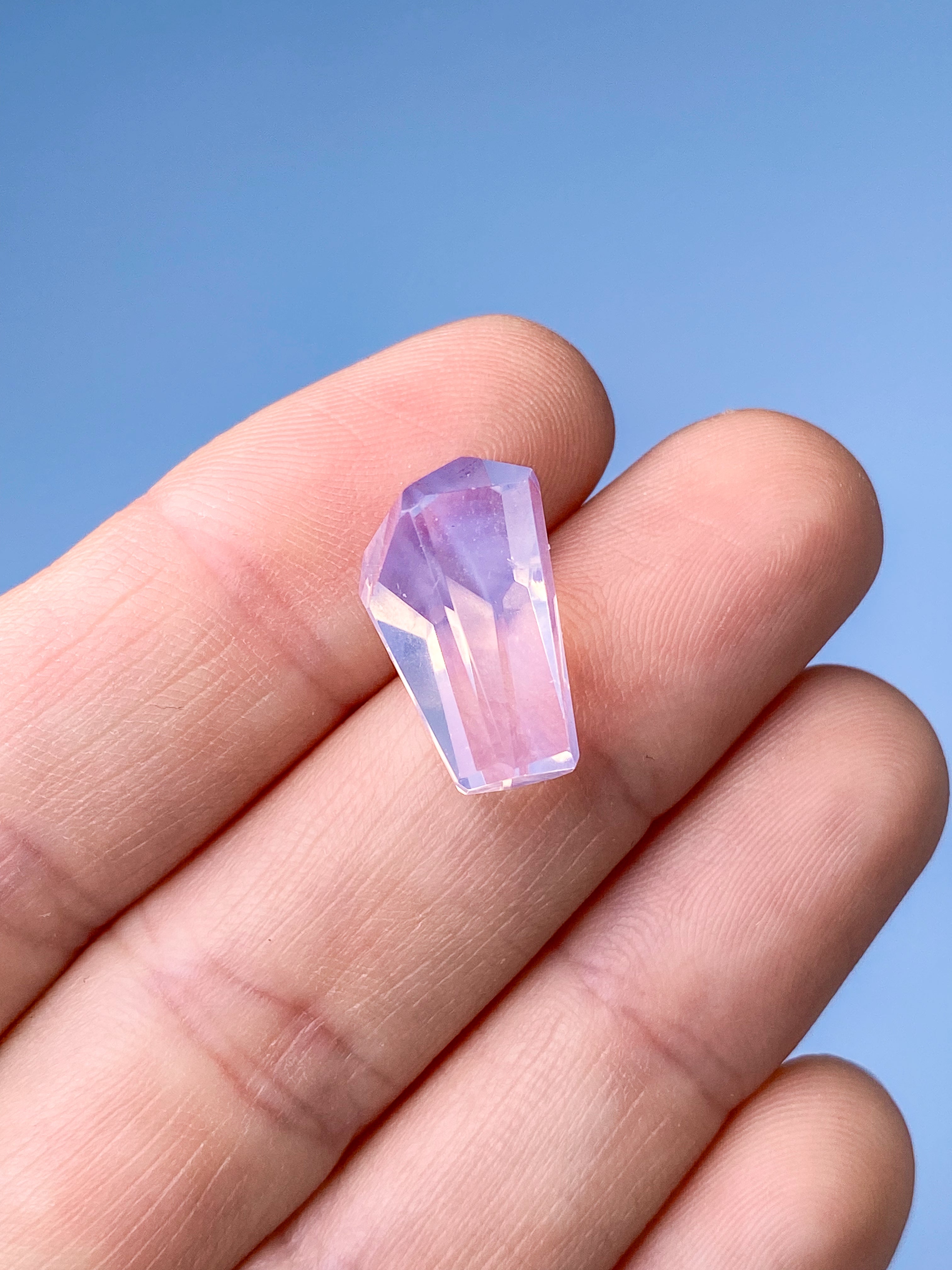 Lavender Moon Quartz Facet (Nr. 9)