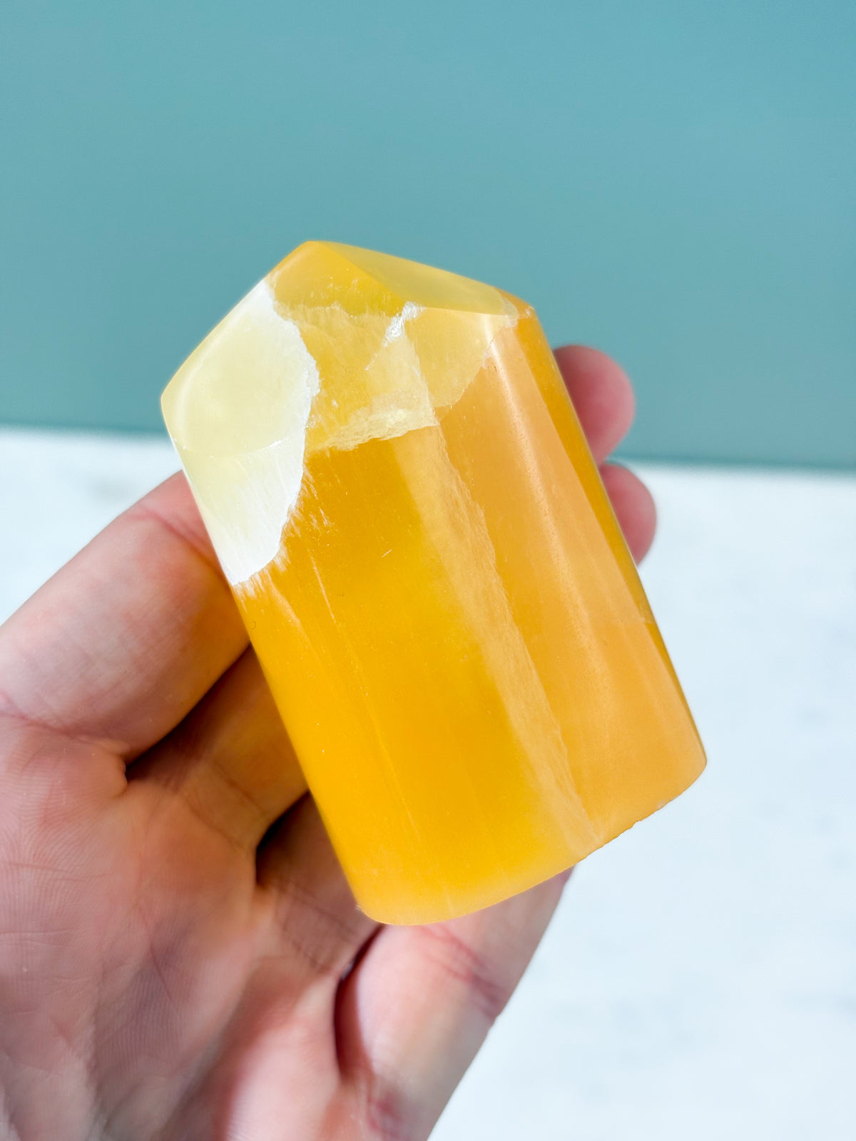 Honeycomb Calcit Tårn (Nr. 3)