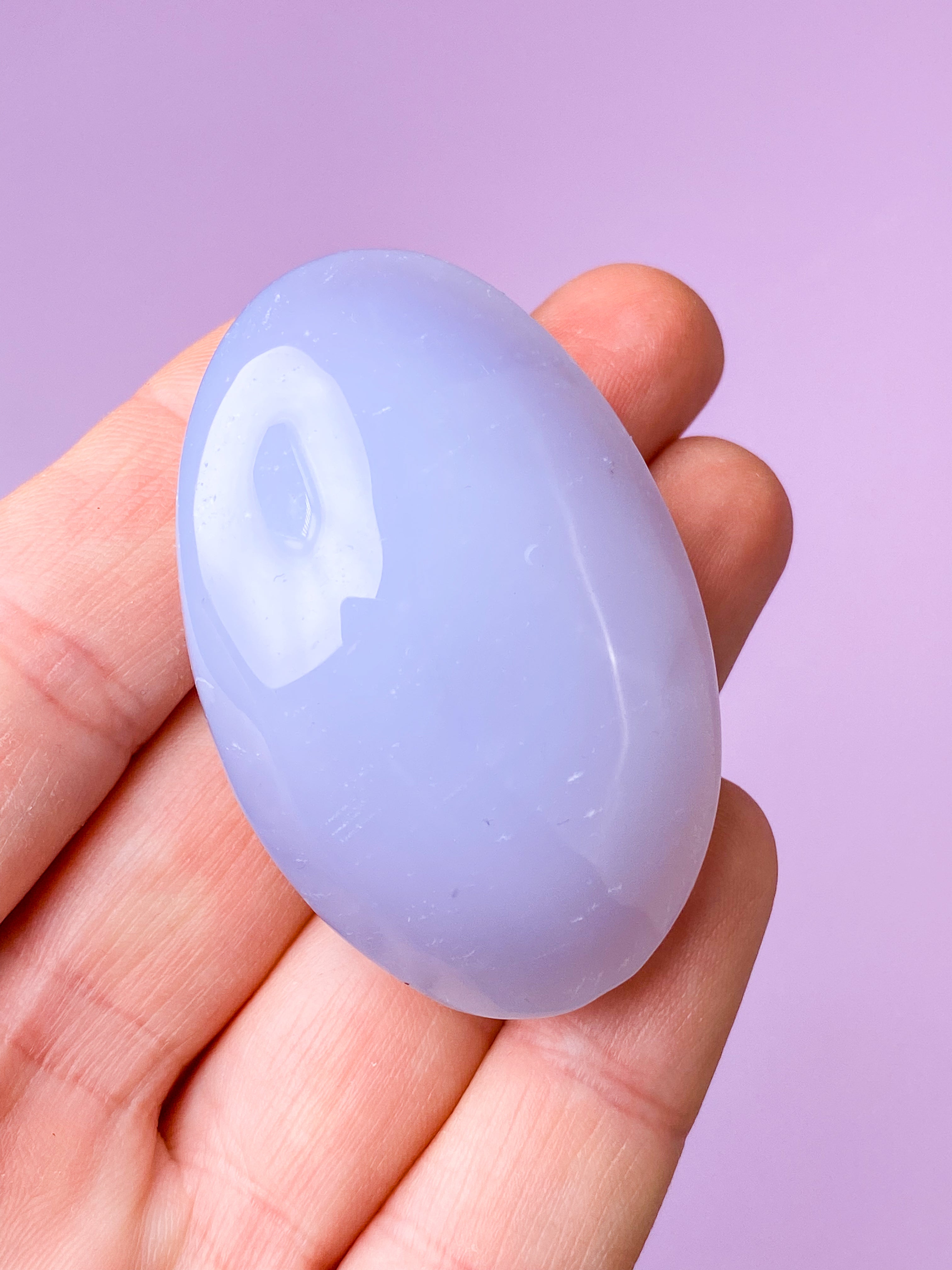 Blå Chalcedon Palmstone (Nr. 5)