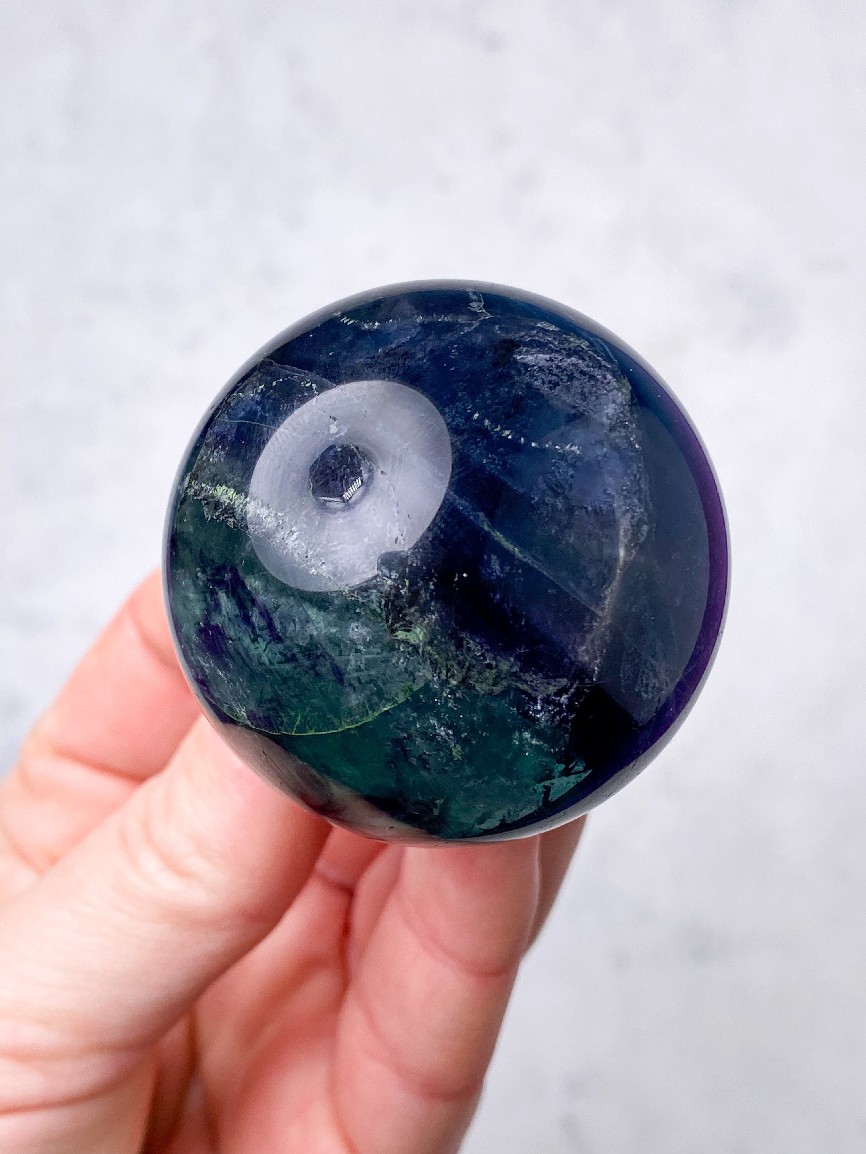 Blå Fluorit Kugle (Nr. 4)