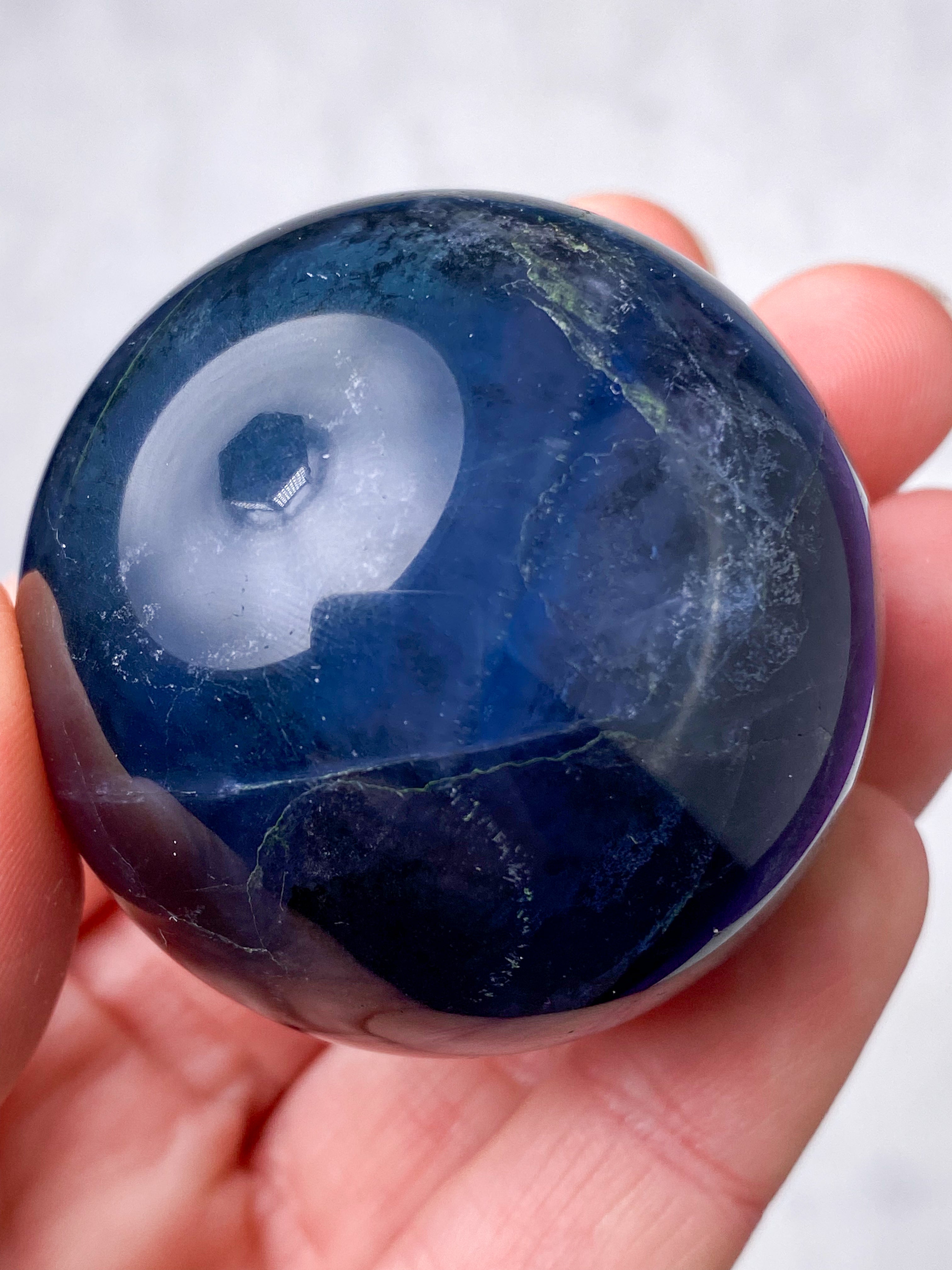 Blå Fluorit Kugle (Nr. 4)