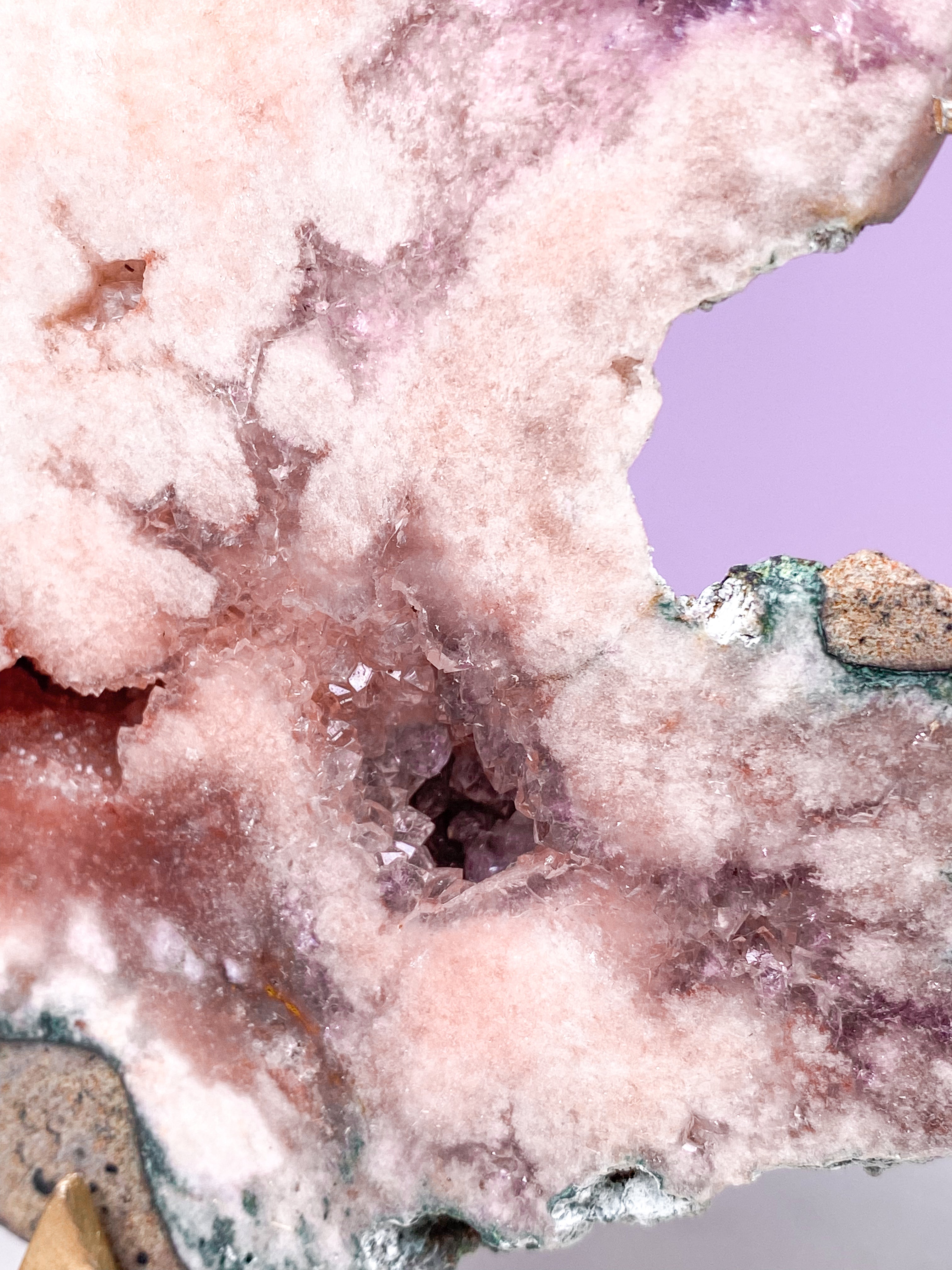 Pink Ametyst på fod (Nr. 19)