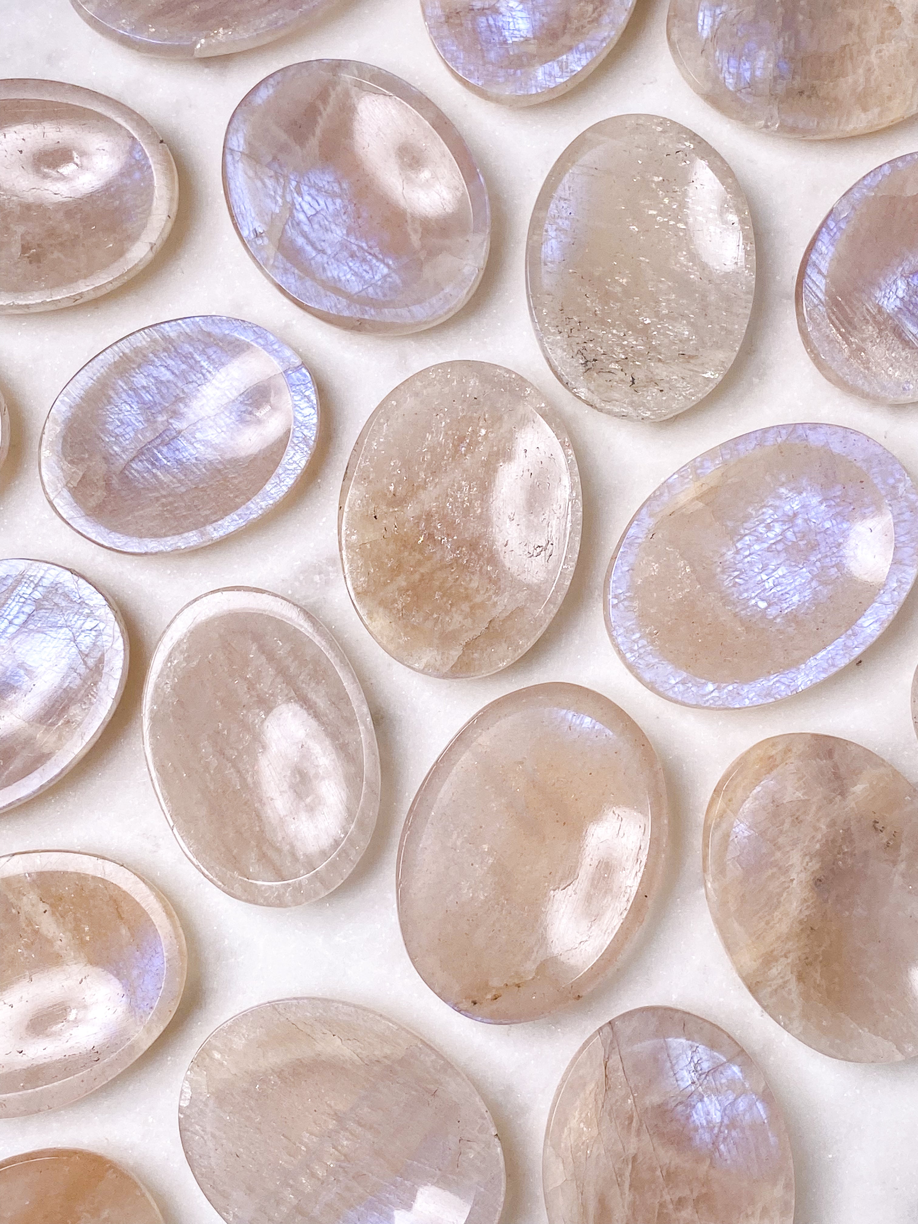 Tanzania Moonstone Worrystone