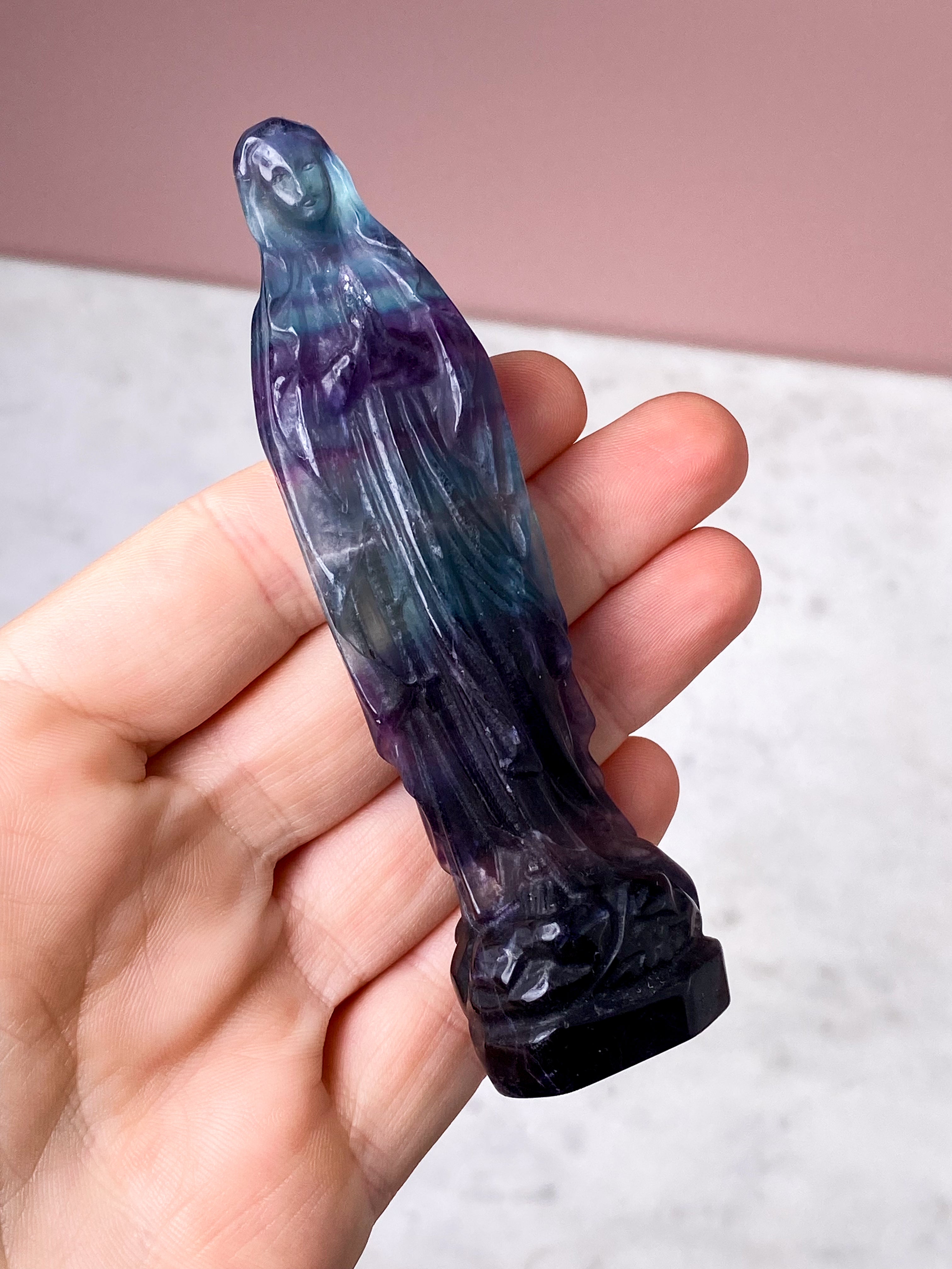 Vin röd fluorit torn - sällsynt