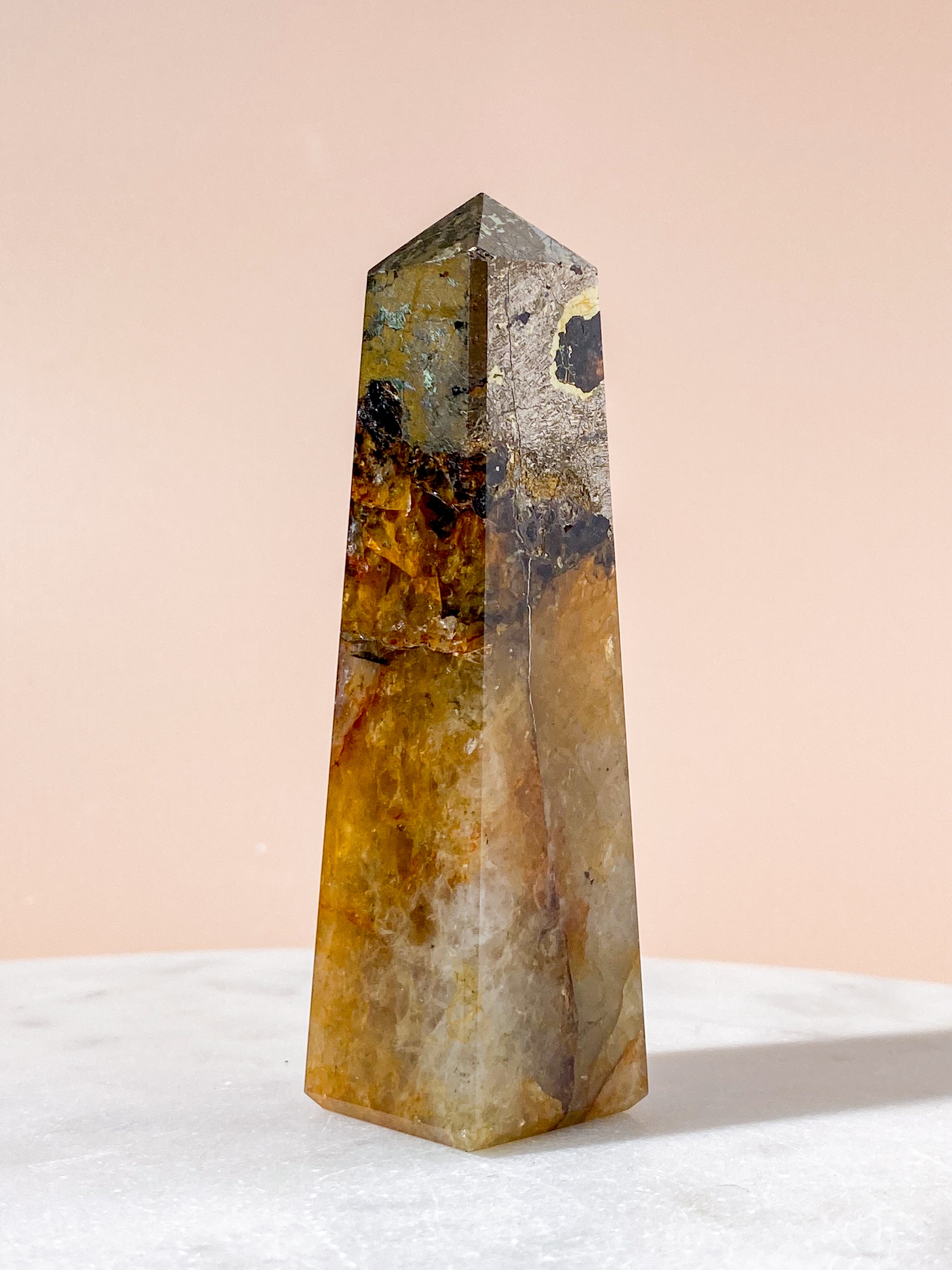 Golden Healer med Pyrit Tårn (Nr. 3)