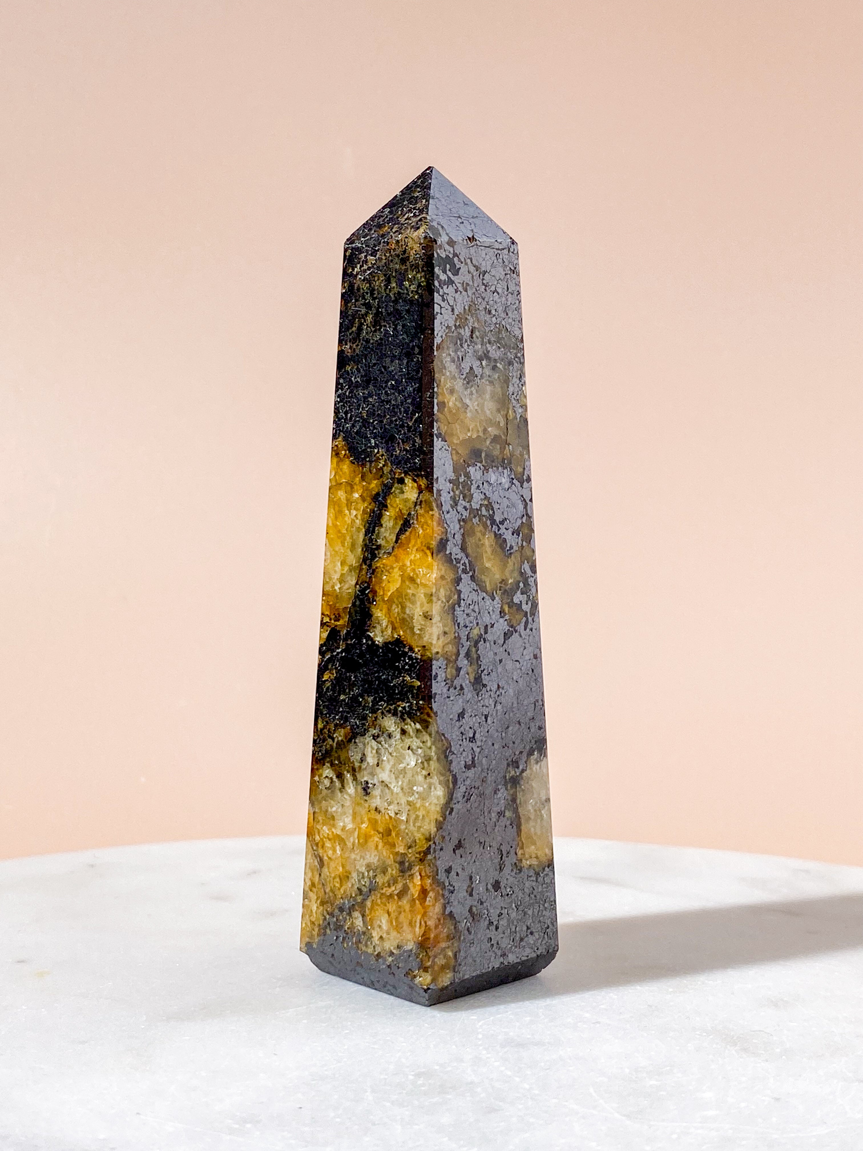 Golden Healer med Pyrit Tårn (Nr. 4)