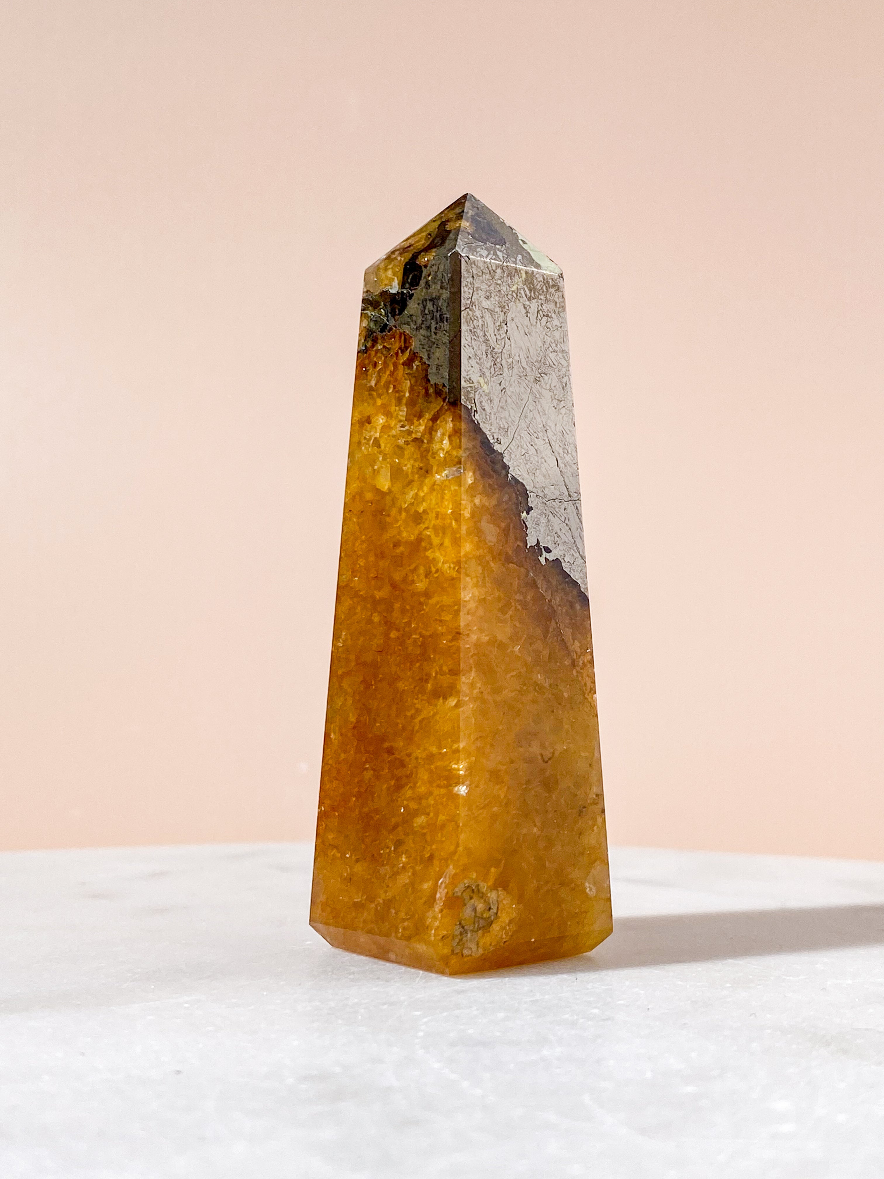 Golden Healer med Pyrit Tårn (Nr. 11)