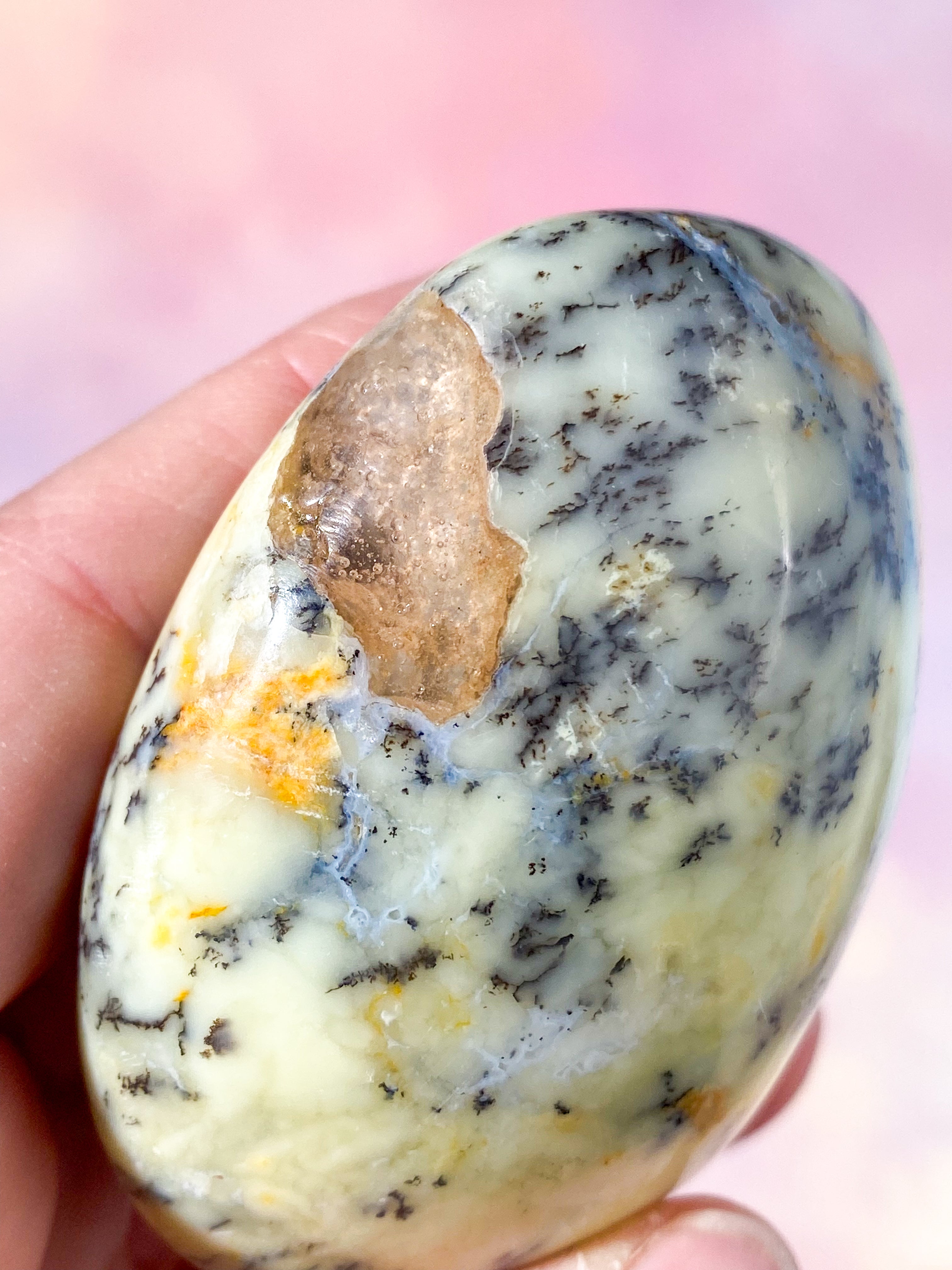 Grøn Dendrit Opal Palmstone (Nr. 2)