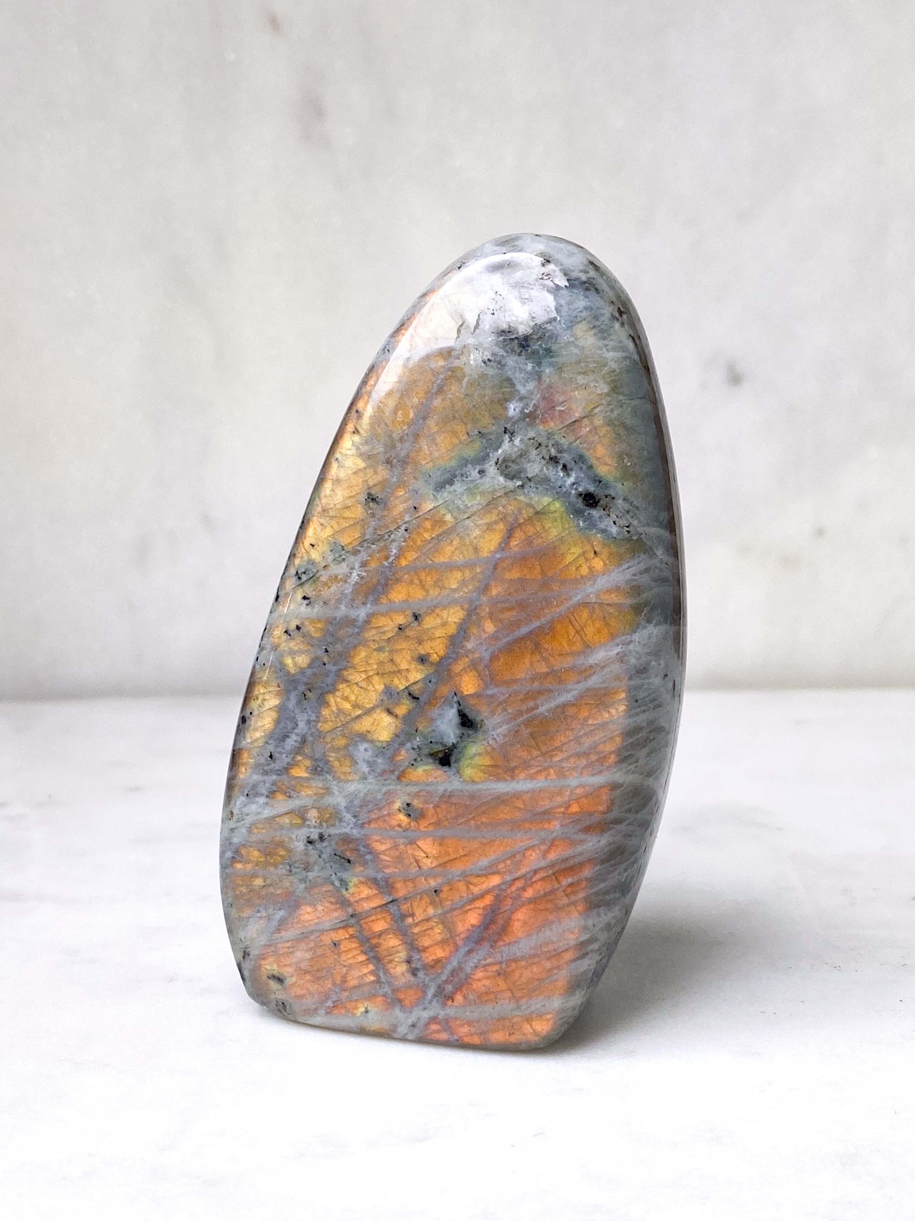 Guld labradorite hjärta