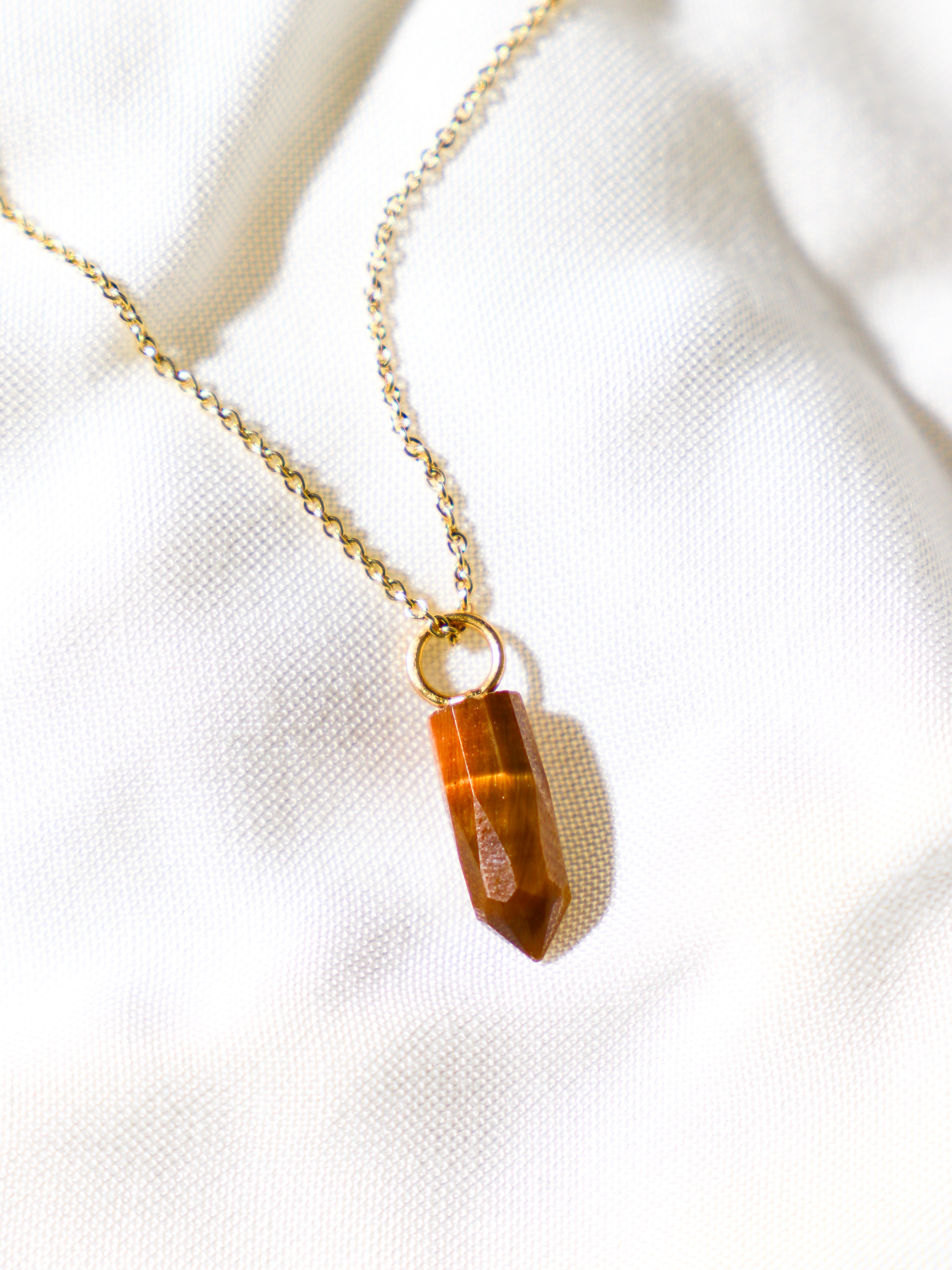 Tigerøje Spids Halskæde