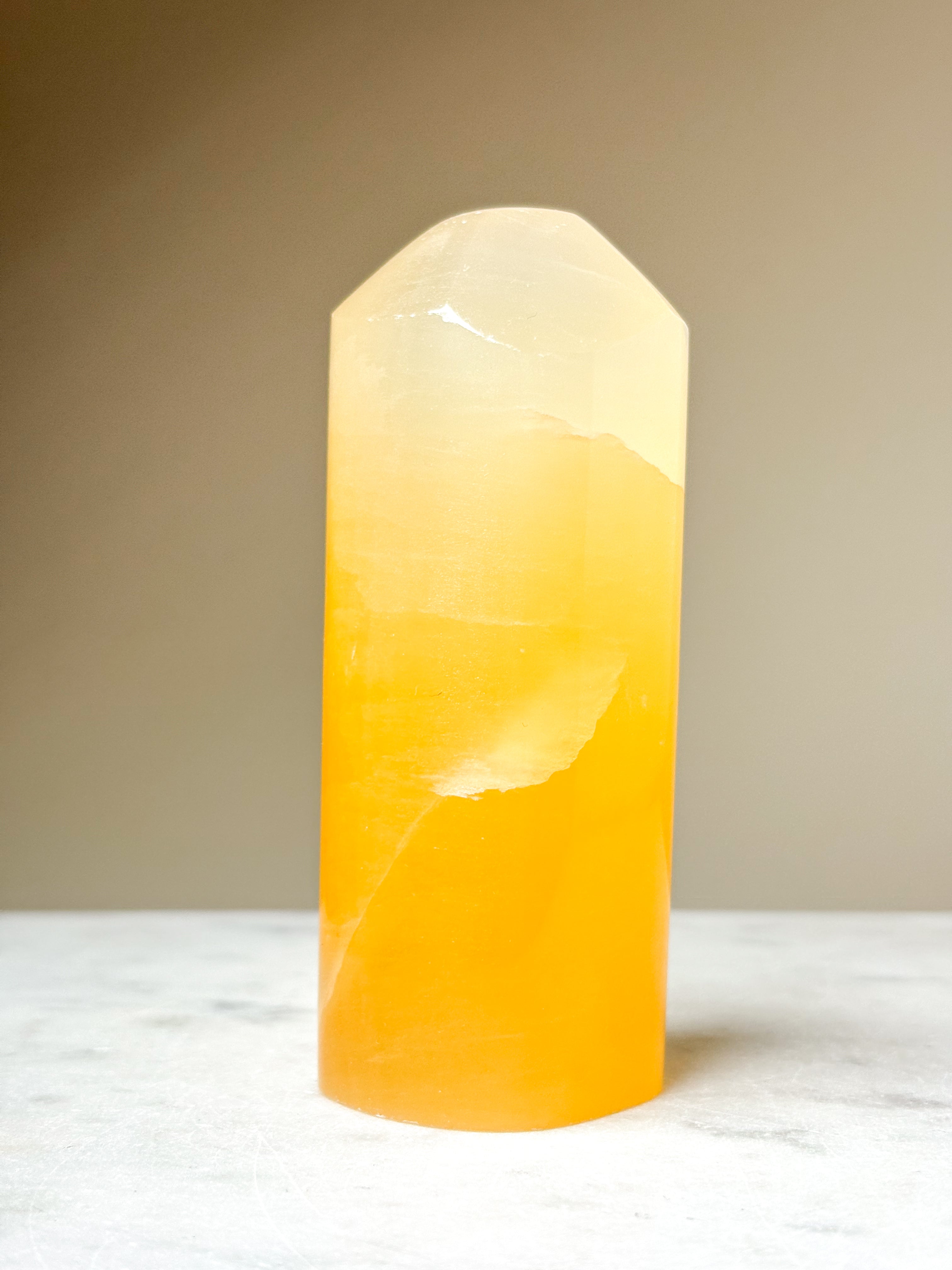 Honeycomb Calcit Tårn (Nr. 20)