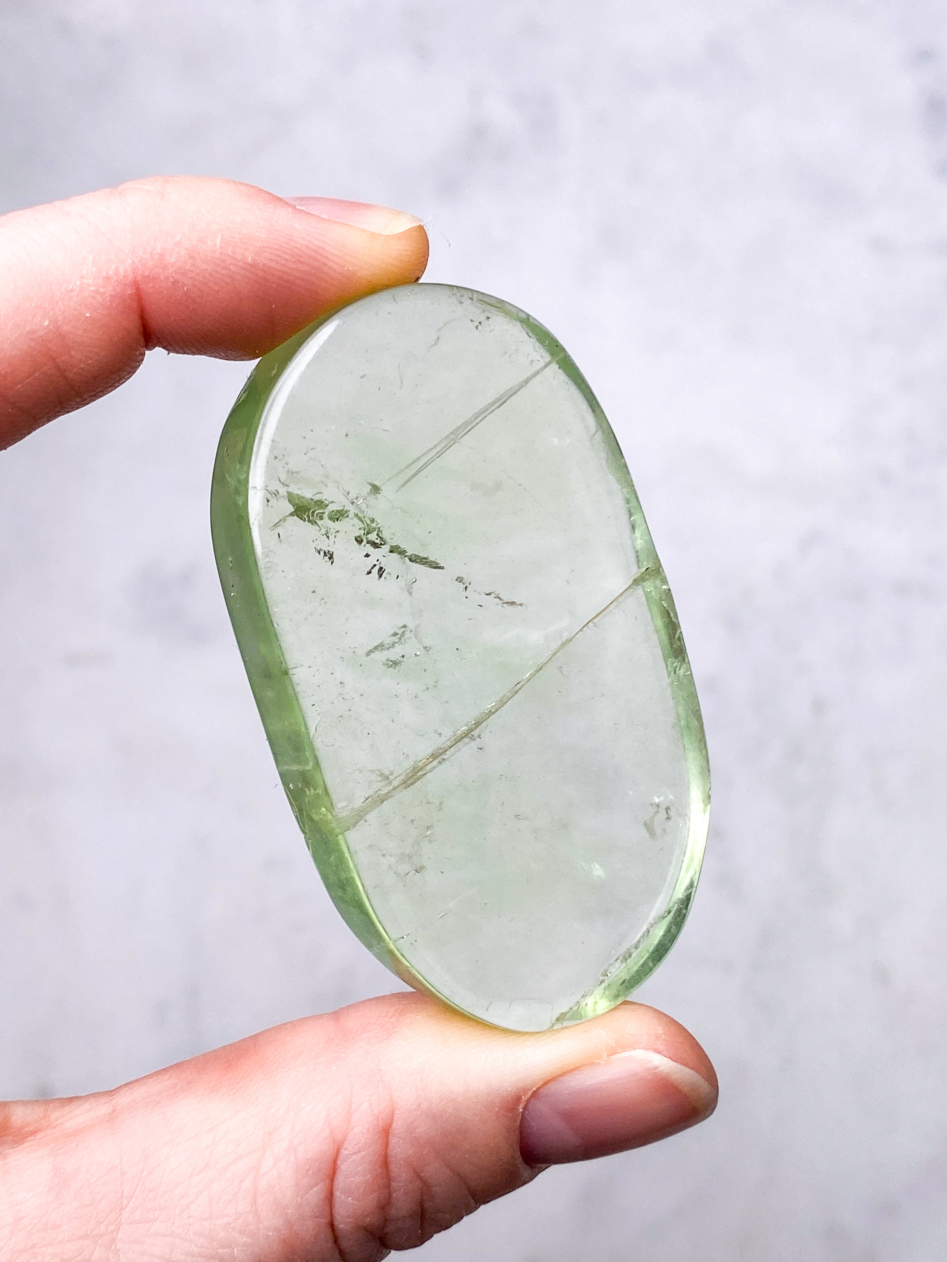 Green Apple Fluorit Palmstone (Nr. 16) (Eksklusiv)