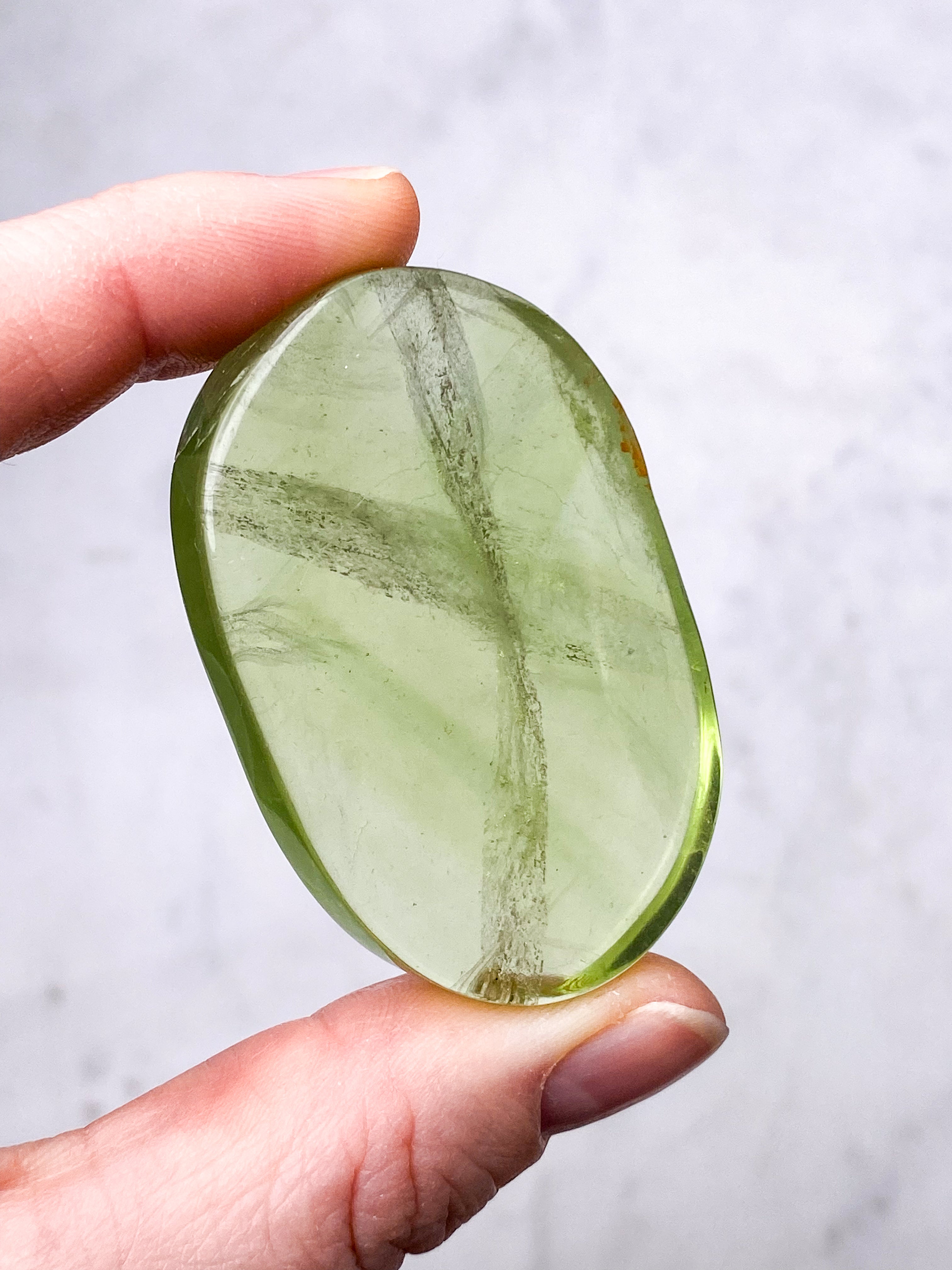 Green Apple Fluorit Palmstone (Nr. 22) (Eksklusiv)