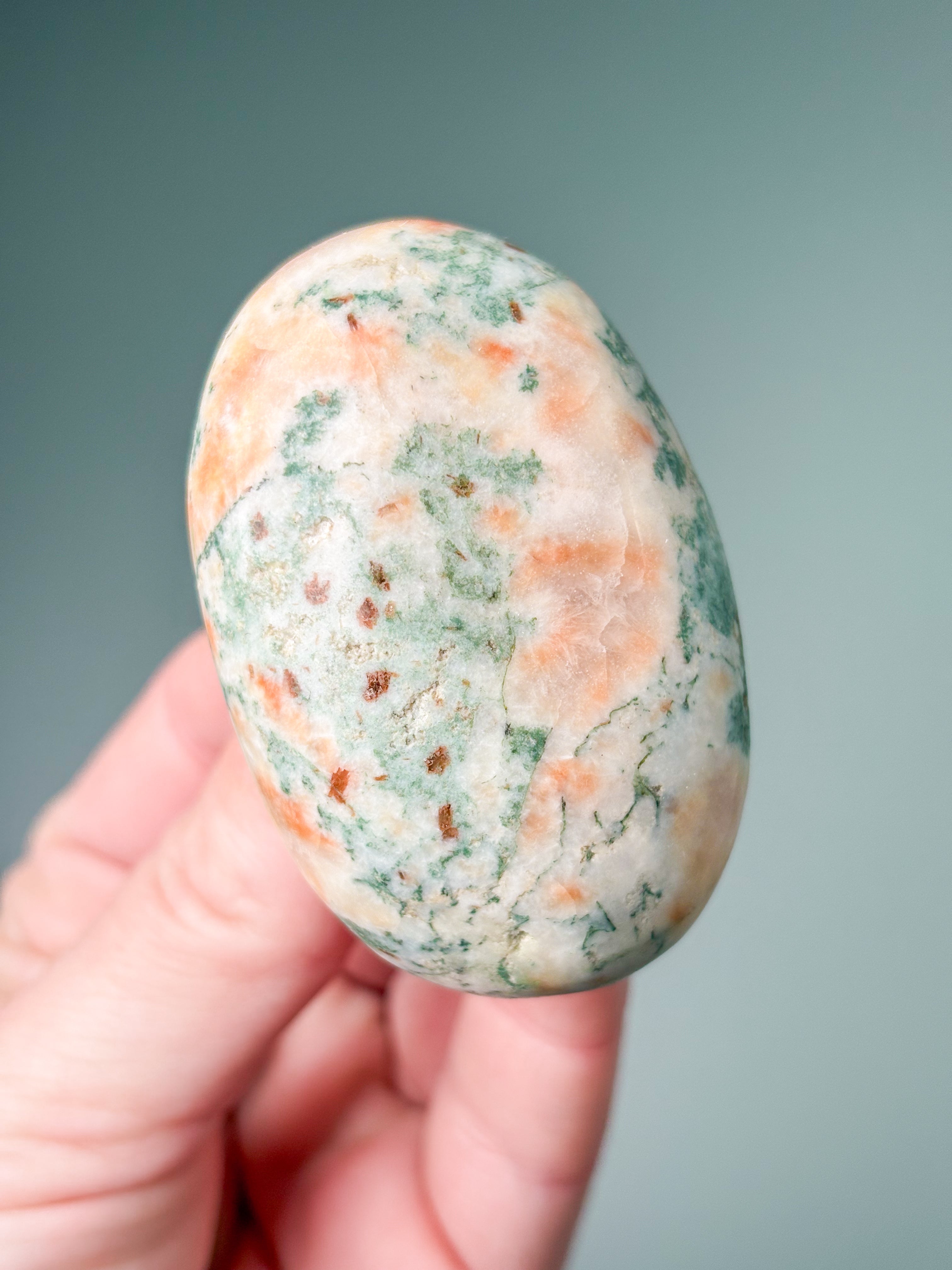 Green Heulandite Palmstone (No. 8)