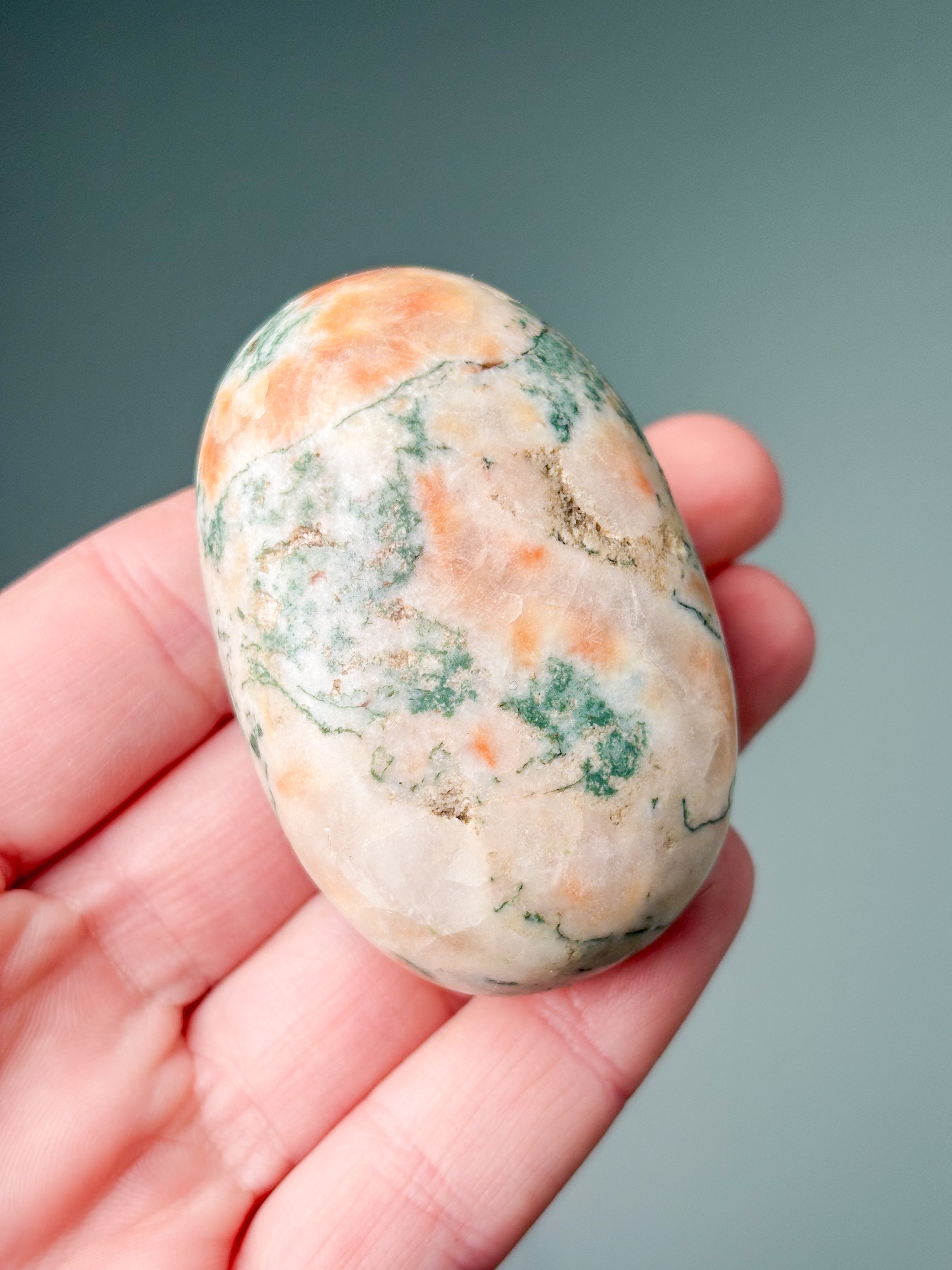 Grøn Heulandit Palmstone (Nr. 8)