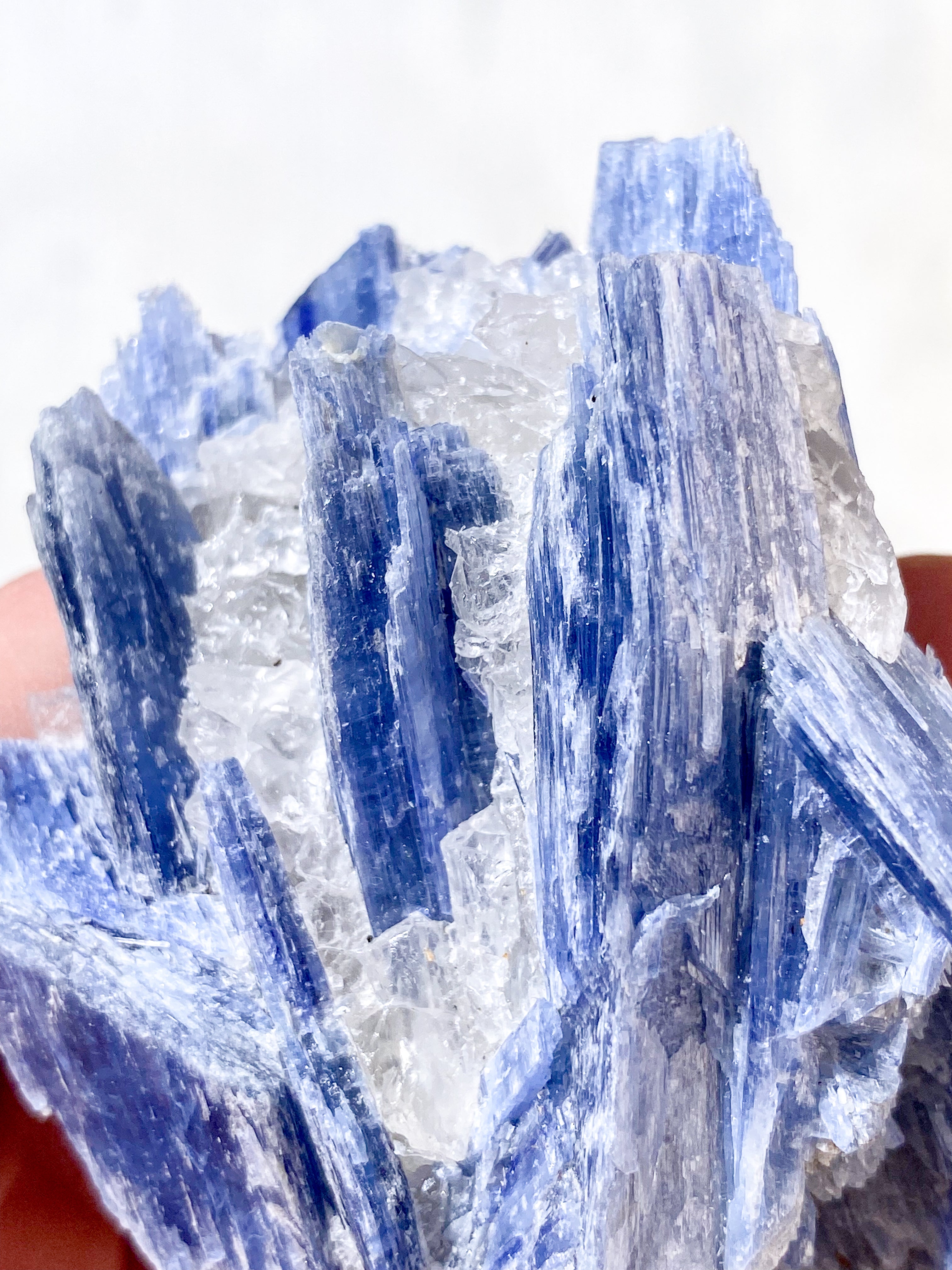 Kyanit Klynge Med Bjergkrystal (Nr. 24)