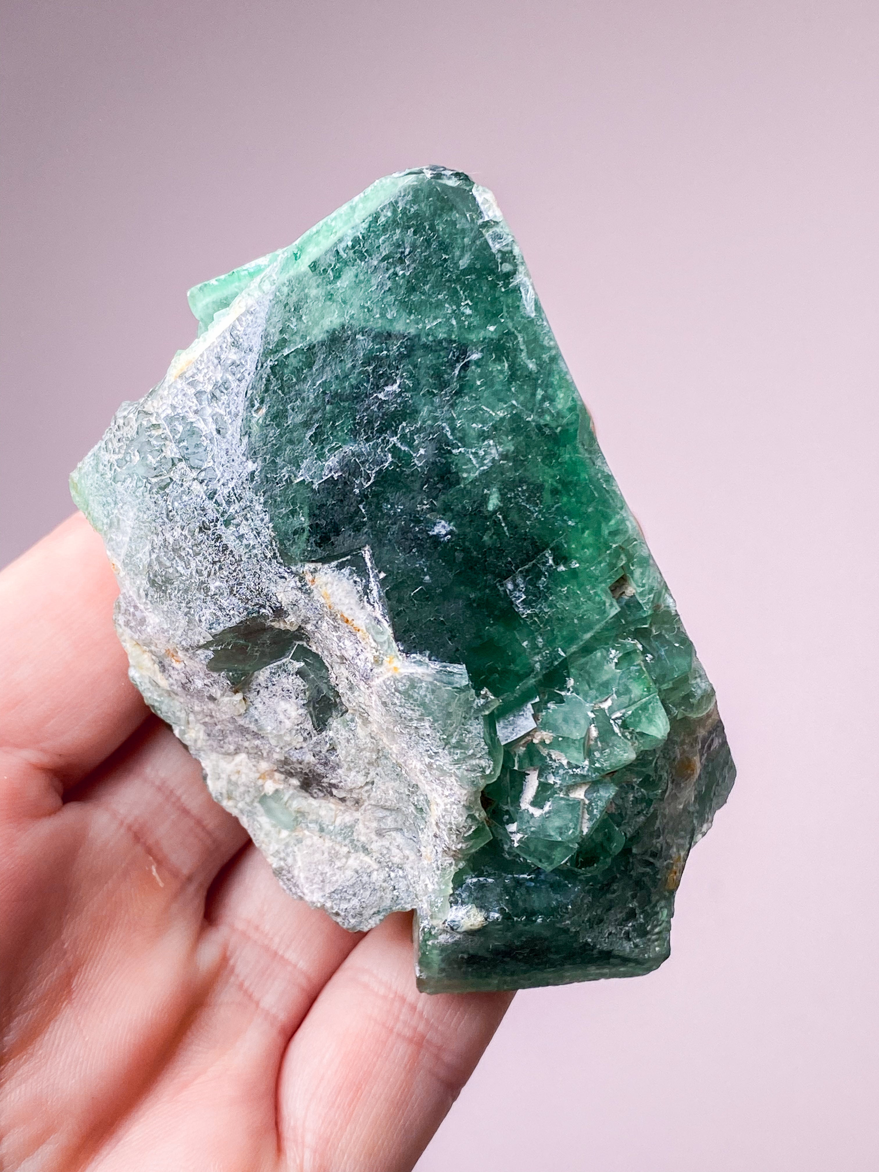 Grøn Kubisk Fluorit Klynge (Nr. 10) Eksklusiv Kvalitet