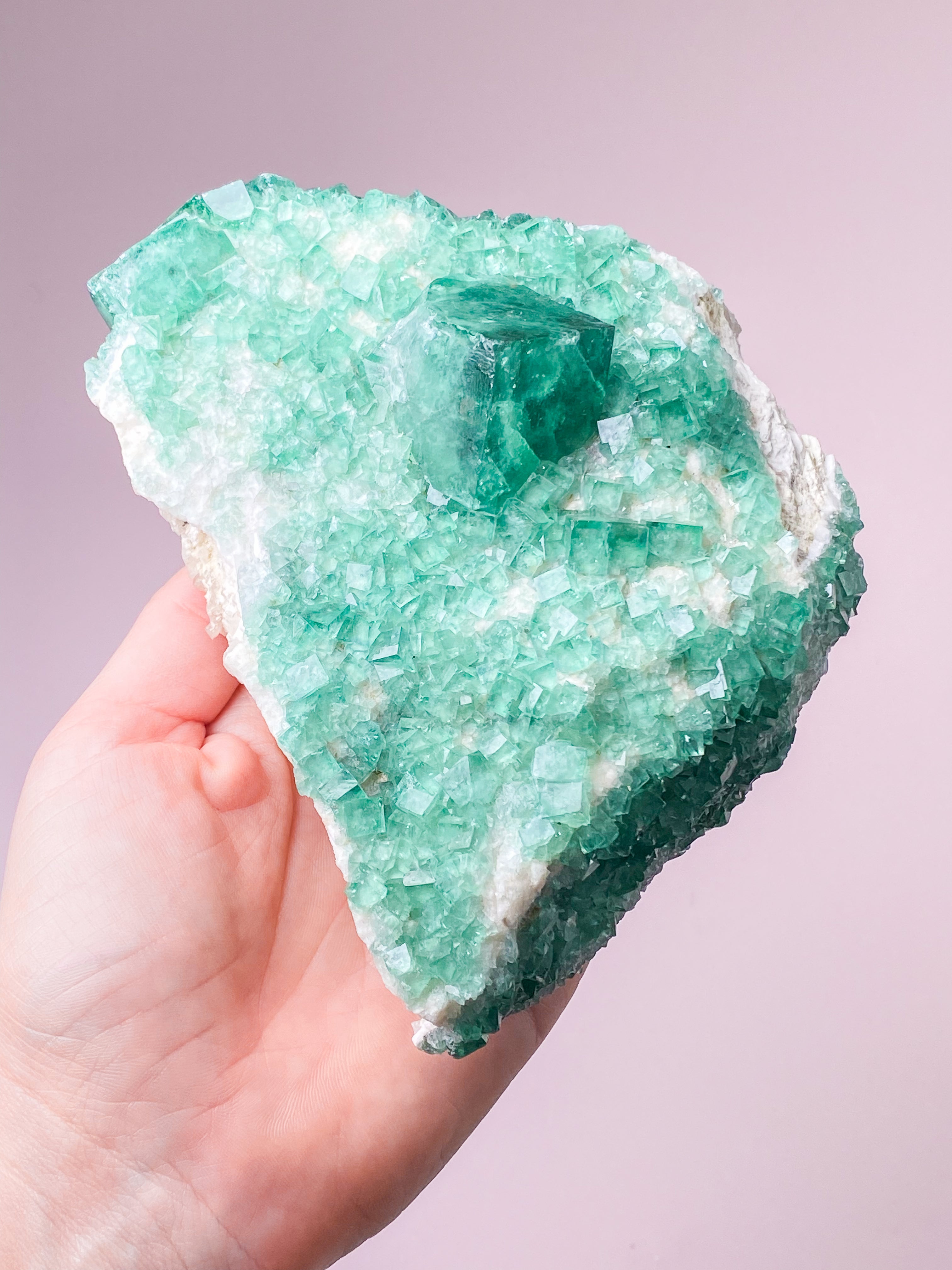 Grøn Kubisk Fluorit Klynge (Nr. 21) Eksklusiv Kvalitet