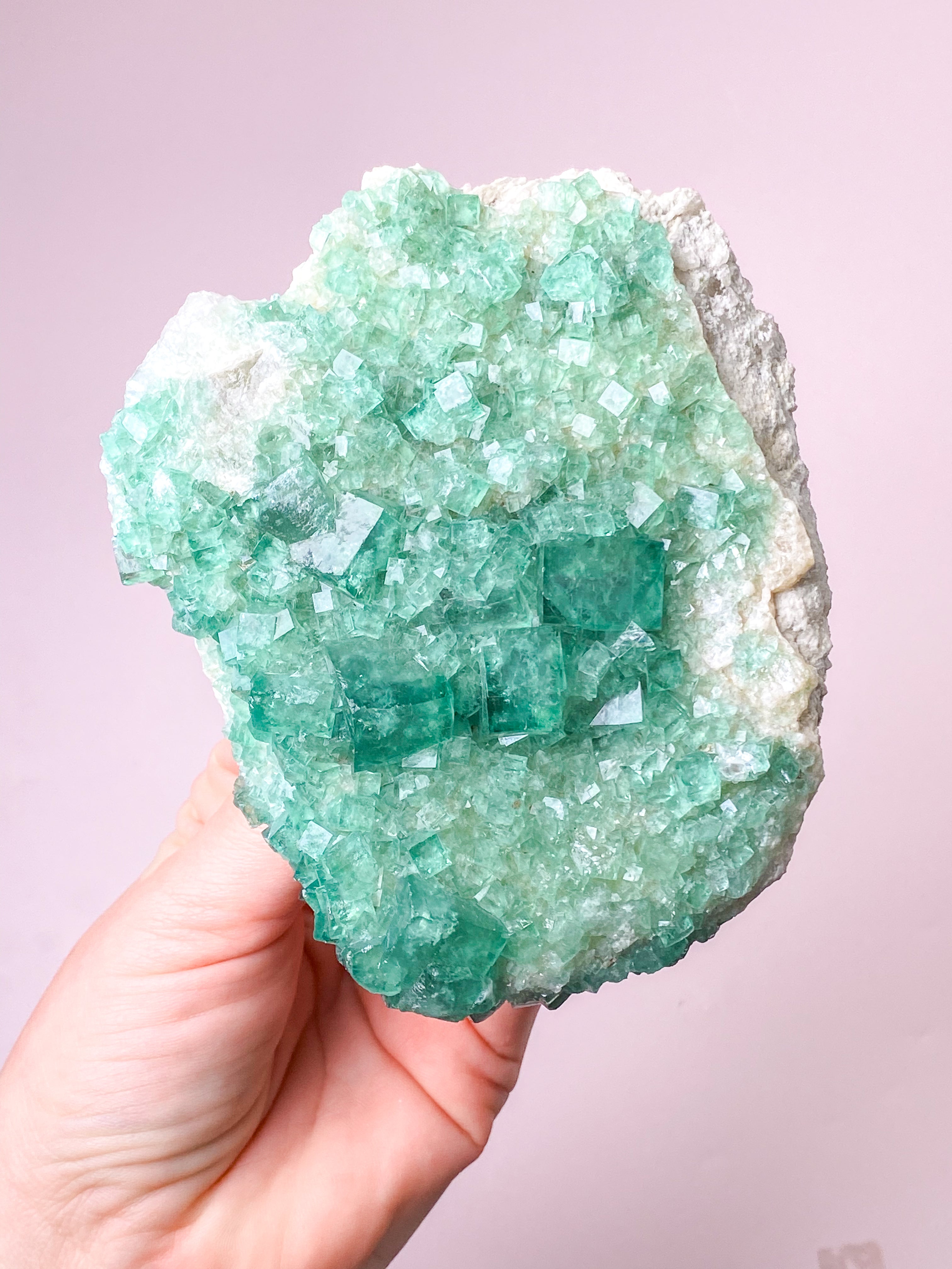 Grøn Kubisk Fluorit Klynge (Nr. 24) Eksklusiv Kvalitet