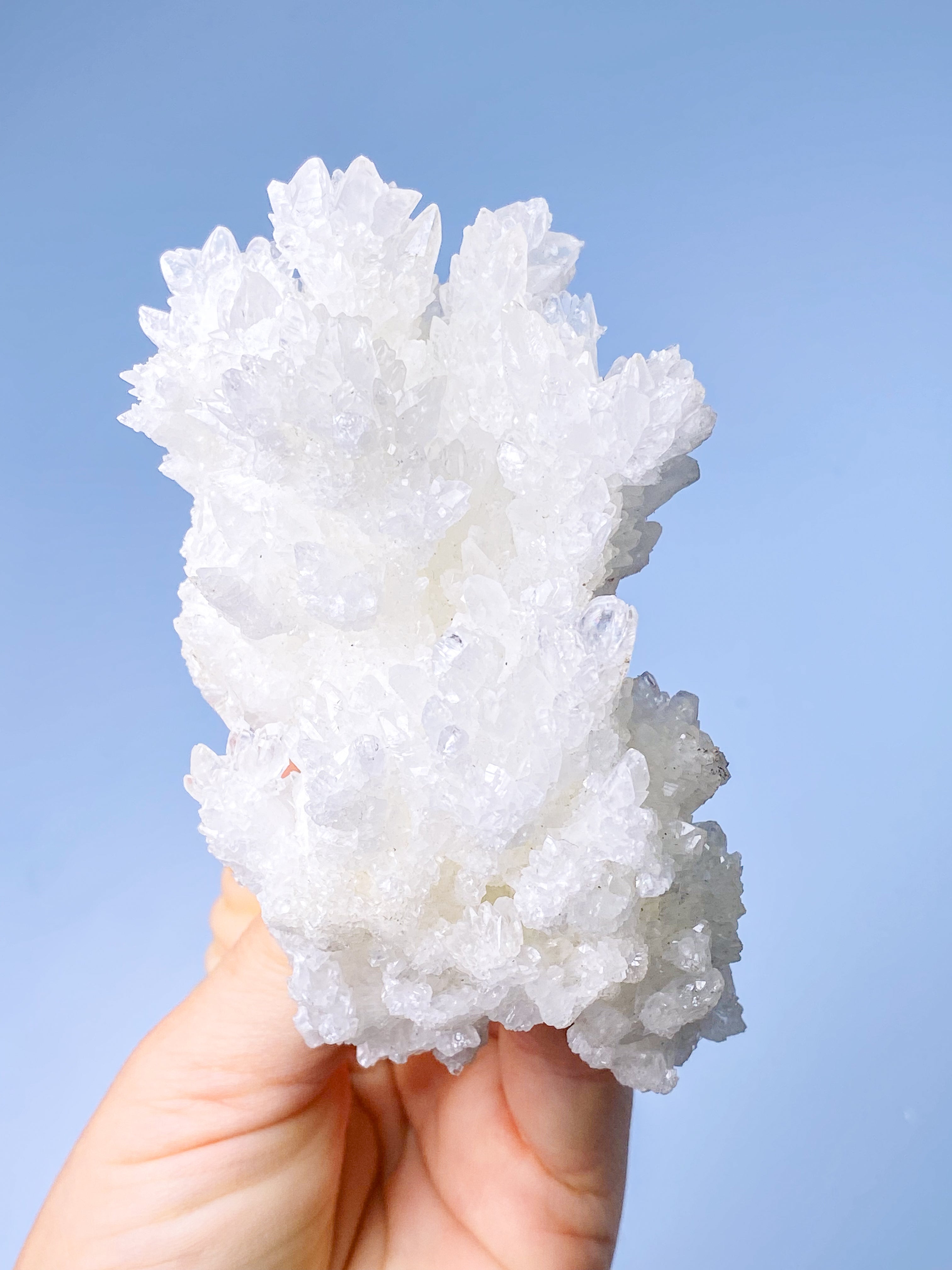 Hvid Aragonit Klynge (Nr. 26)