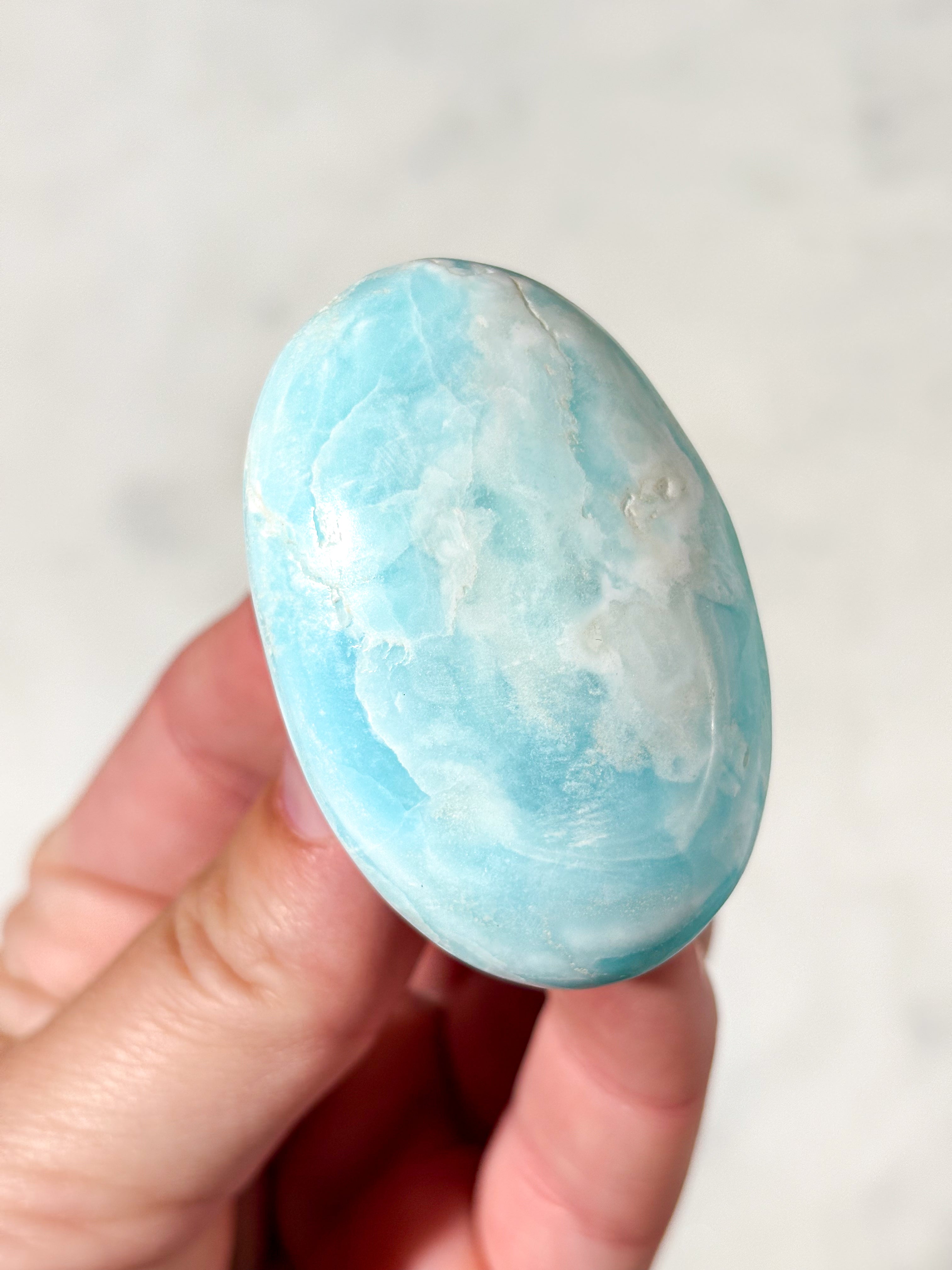 Caribisk Calcit Palmstone (Nr. 1)