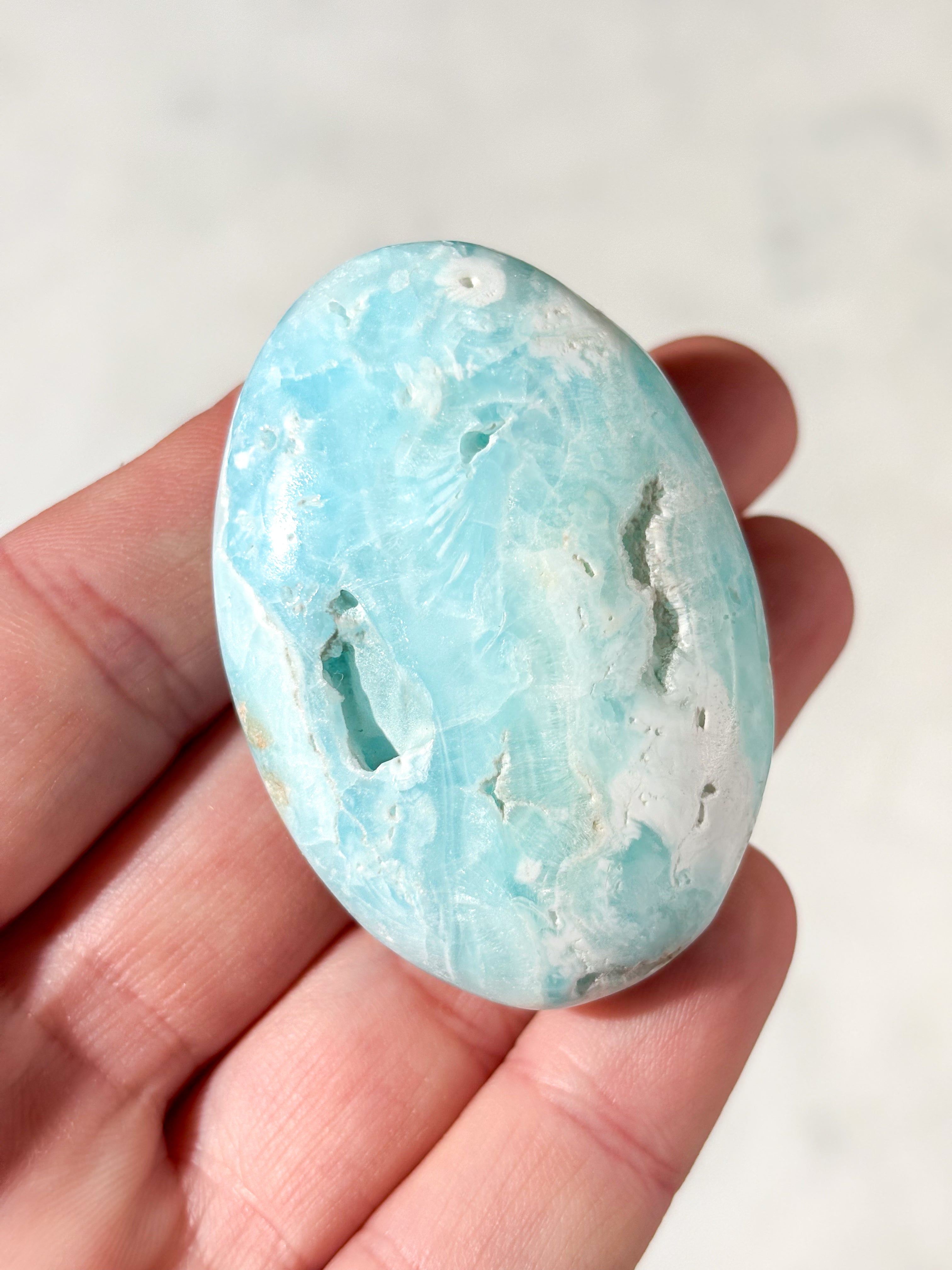 Caribisk Calcit Palmstone (Nr. 9)